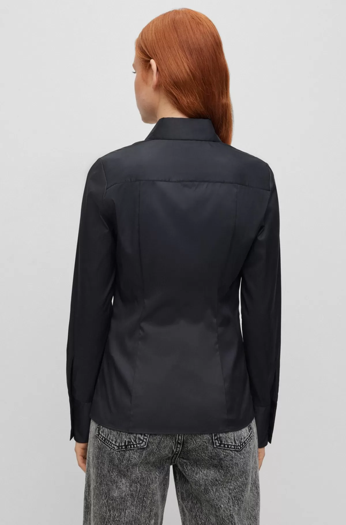 HUGO BOSS Bluse I Figursyet Pasform I Poplin, Der Er Nemt At Stryge Sort Online