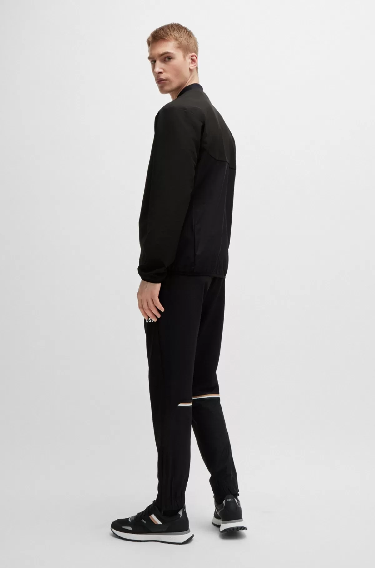 HUGO BOSS BOSS X Matteo Berrettini-tracksuit I Poplin Med Stræk Samt Signaturdetaljer Sort Shop