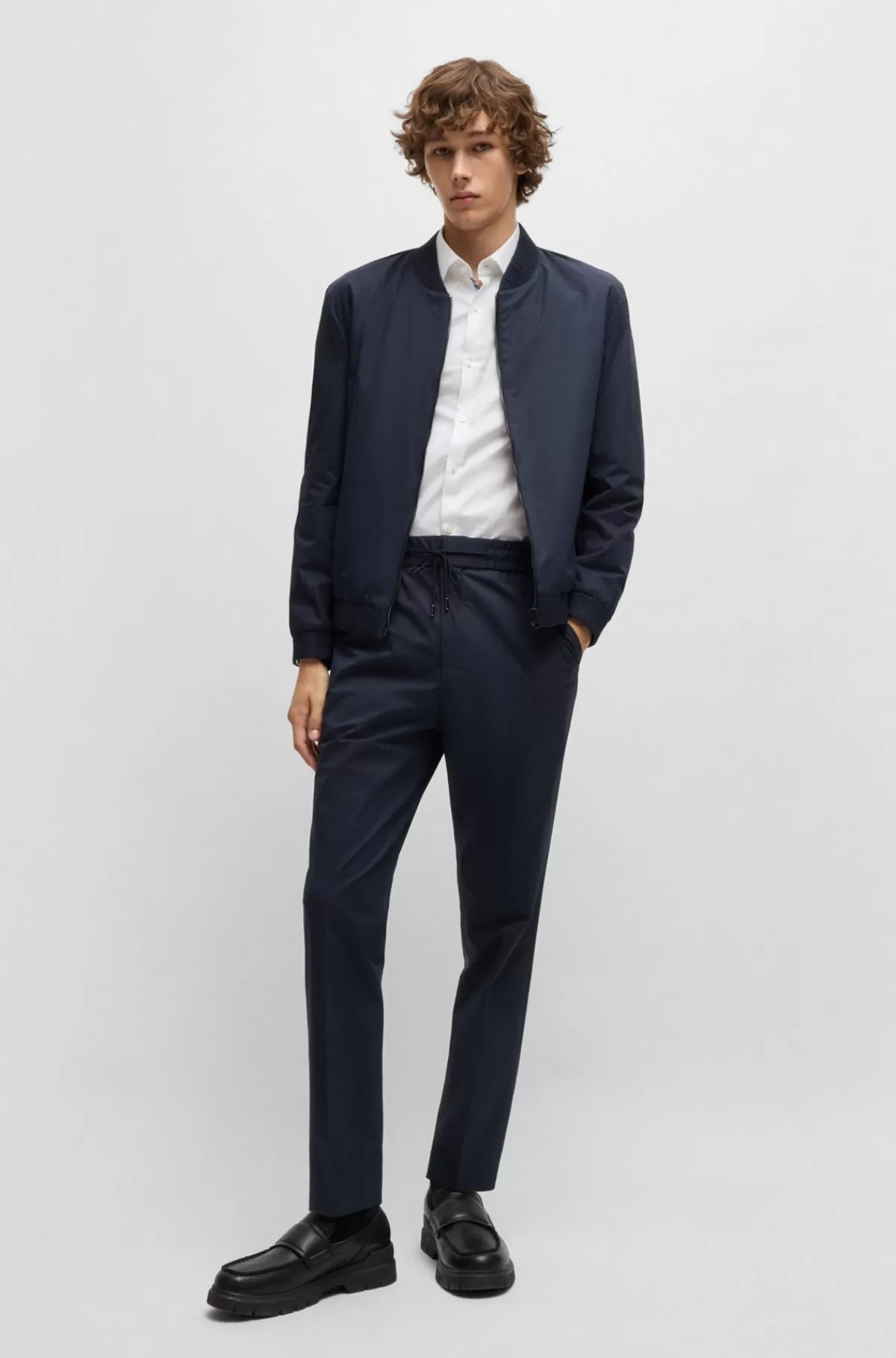 HUGO BOSS Bukser Med Extra Slim Fit I Vaskbar Bomuld Med Performance-stræk Mørkeblå Outlet