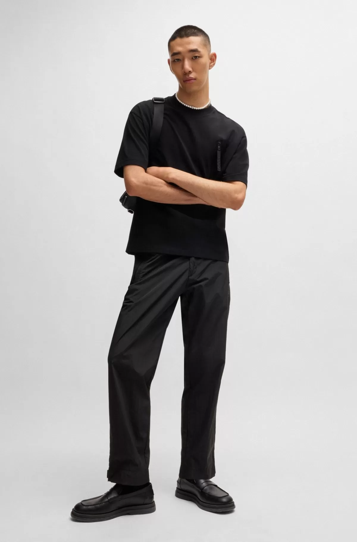 HUGO BOSS Bukser Med Regular Fit I Vandskyende Stof Sort Sale