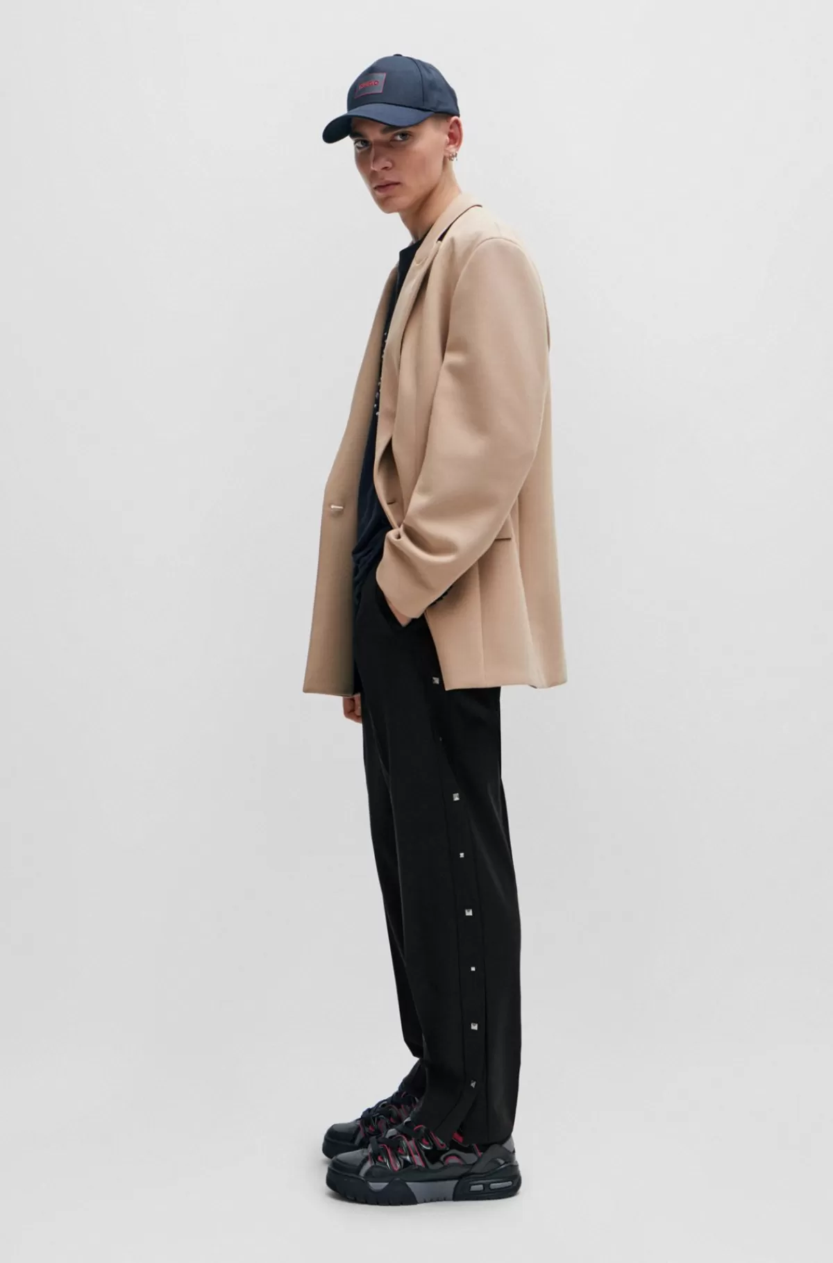 HUGO BOSS Bukser Med Slim Fit Og Nitter I Sidesømmen Sort Online