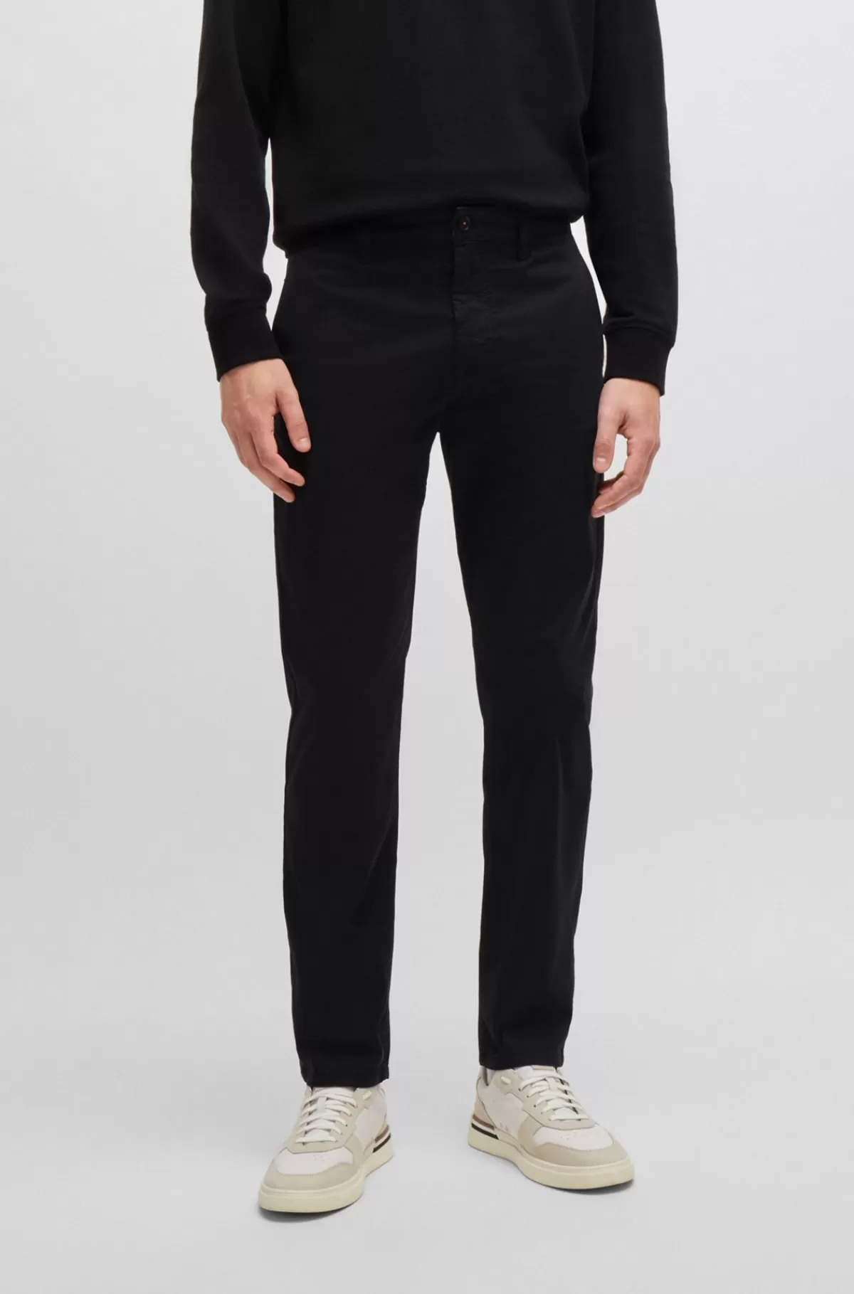 HUGO BOSS Chinos Med Tapered Fit I Bomuldssatin Med Stræk Sort Fashion