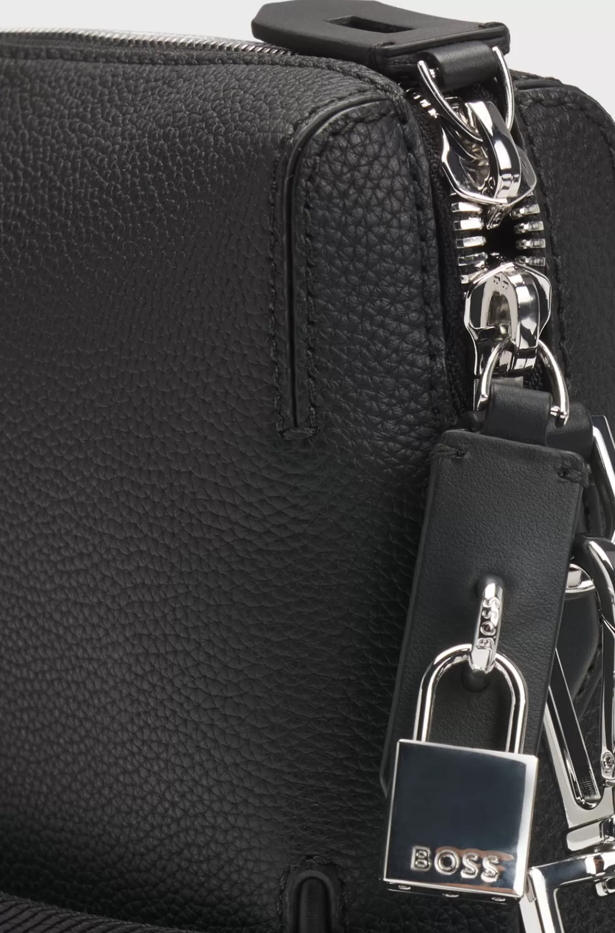 HUGO BOSS Crossbody-taske I Kornet Læder Med Aftagelig Hængelås Sort Best Sale