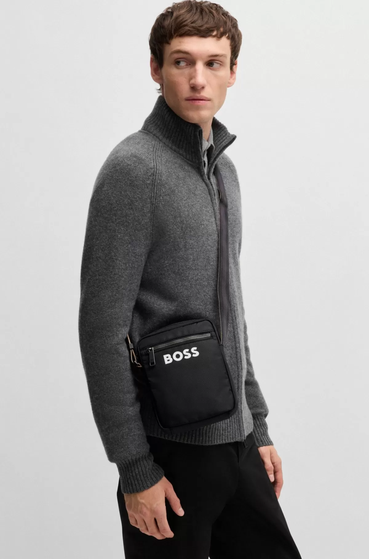 HUGO BOSS Crossbodytaske Med Kontrastfarvet Logo Og Signaturstribet Rem Sort Online