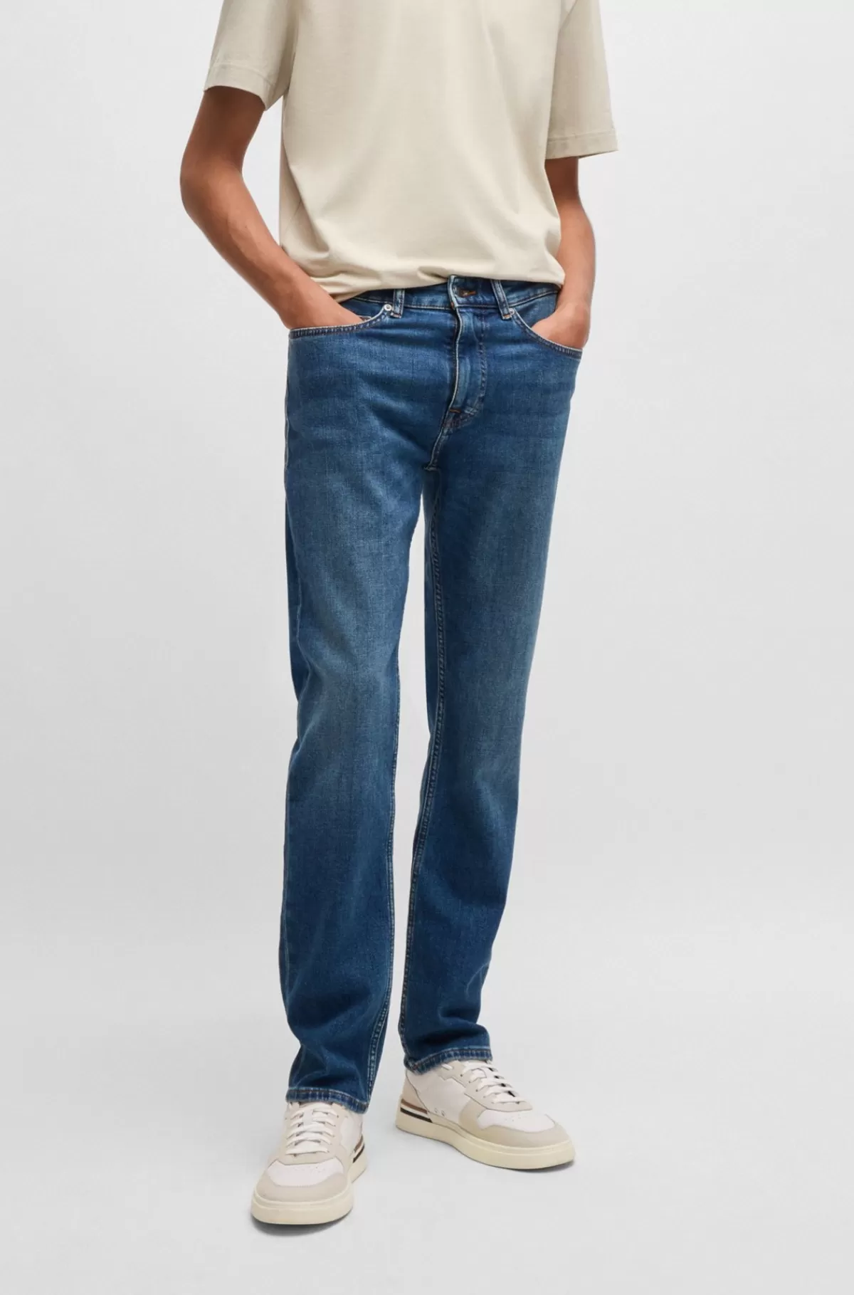 HUGO BOSS Delaware Slim Fit Blå Jeans I Behagelig Denim Med Stræk Mørkeblå Sale