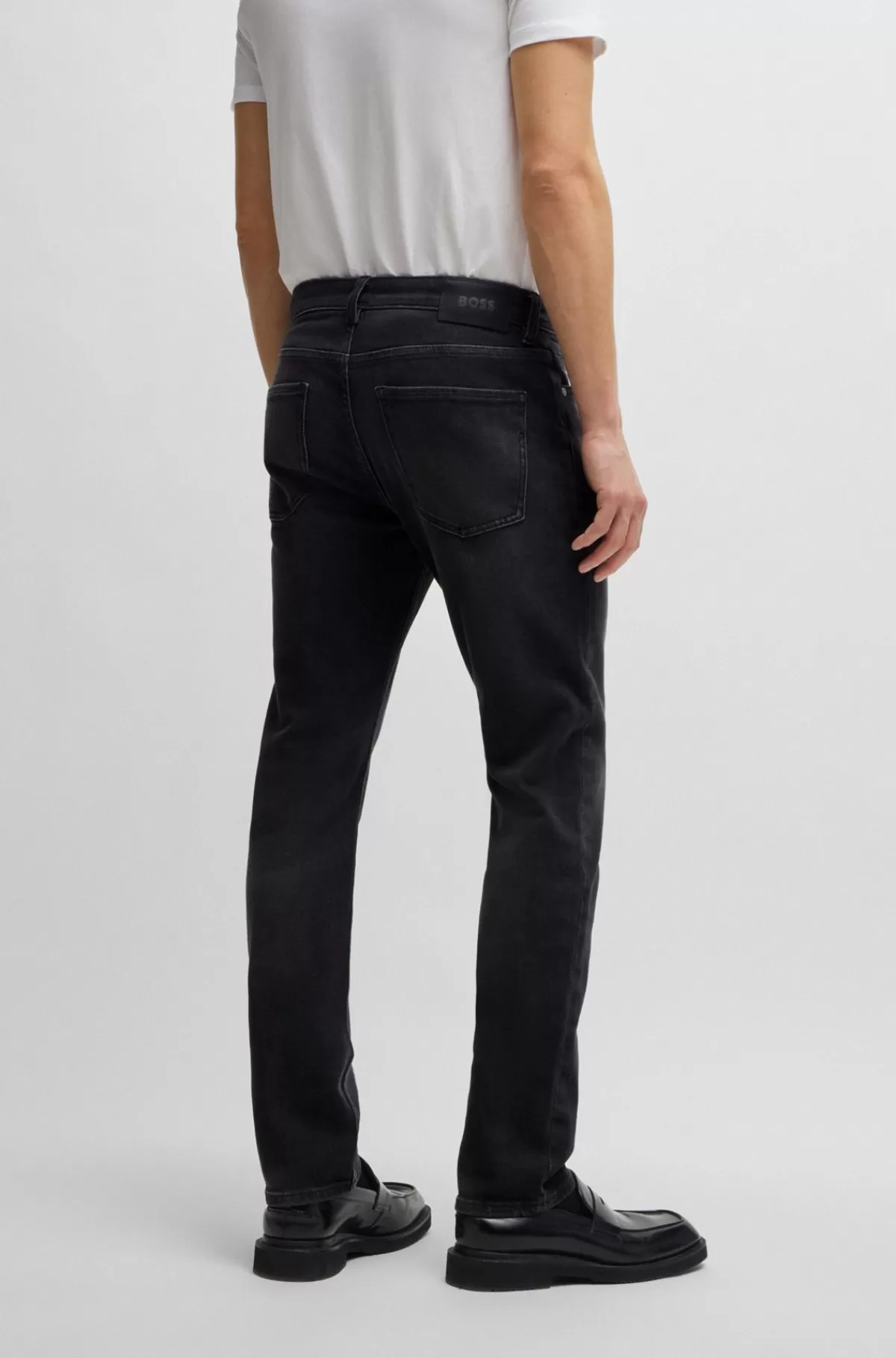 HUGO BOSS Delaware Sorte Slim Fit Jeans I Denim Med Behageligt Stræk Mørkegrå Clearance