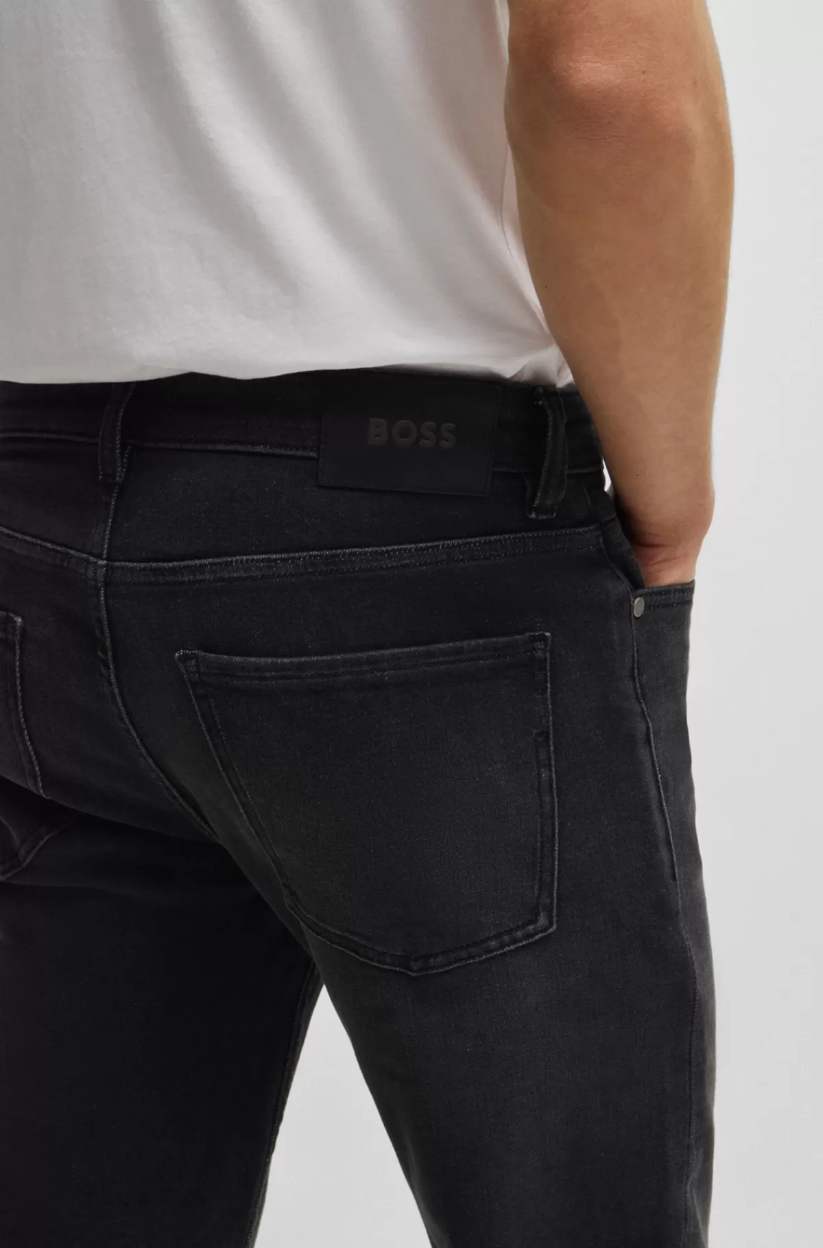 HUGO BOSS Delaware Sorte Slim Fit Jeans I Denim Med Behageligt Stræk Mørkegrå Clearance