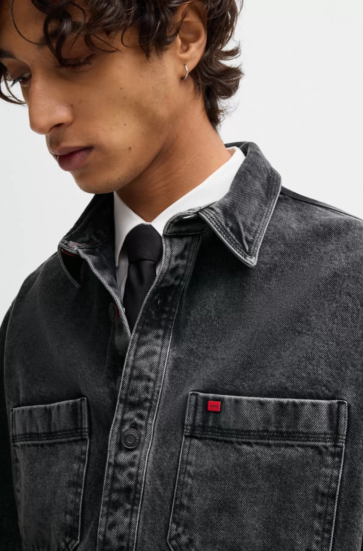 HUGO BOSS Denimskjorte Med Oversize Fit Og Påsyede Lommer Mørkegrå Shop