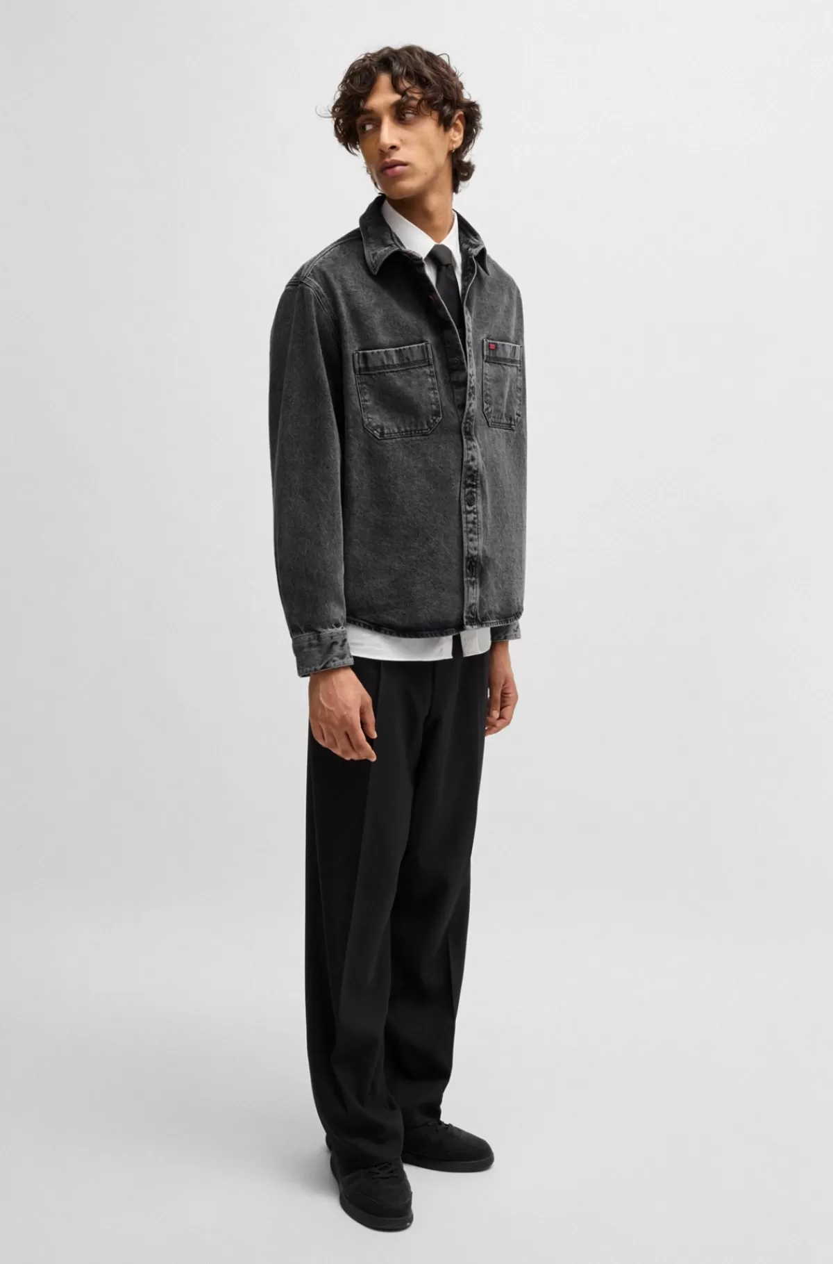 HUGO BOSS Denimskjorte Med Oversize Fit Og Påsyede Lommer Mørkegrå Shop
