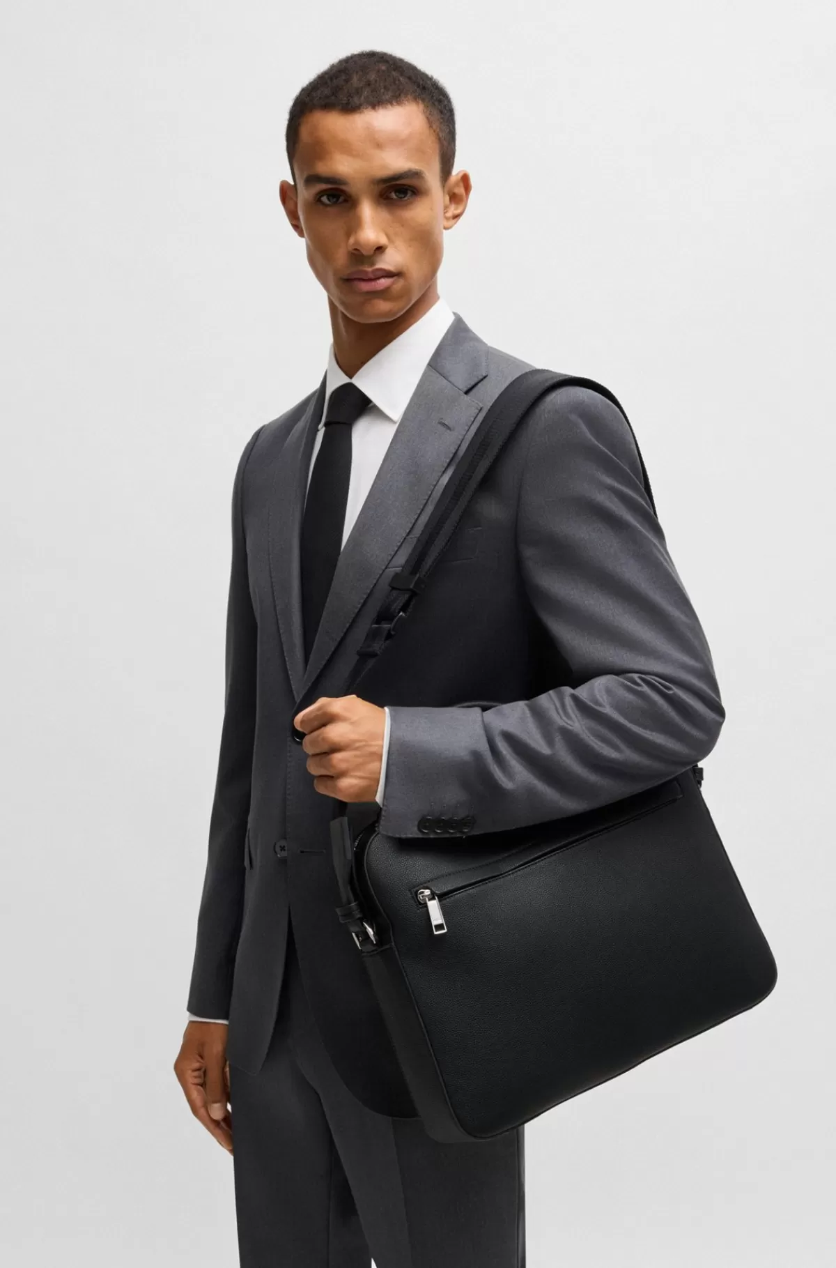 HUGO BOSS Dokumentmappe I Imiteret Kornet Læder Med Signaturdetaljer Sort Cheap