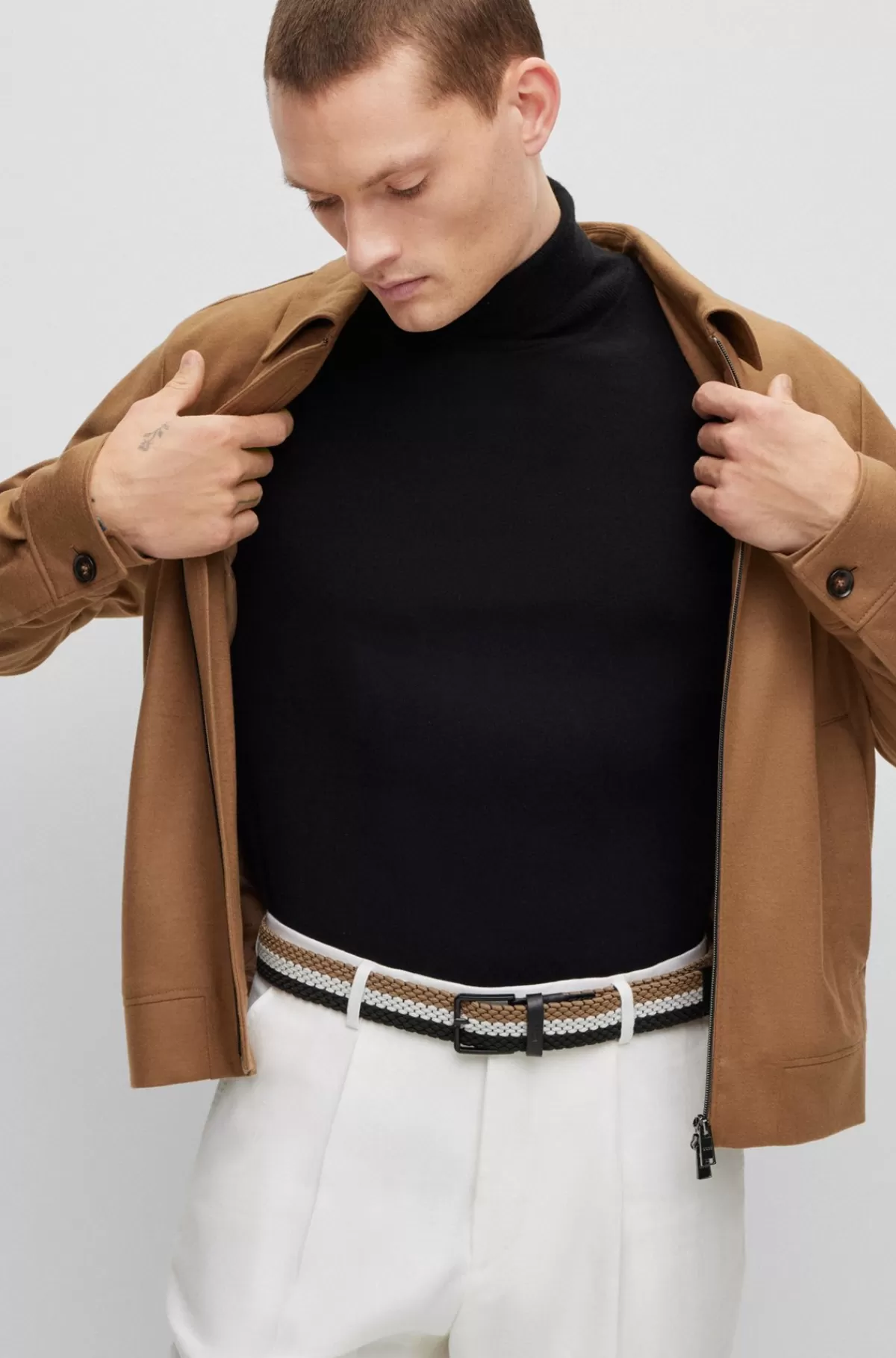 HUGO BOSS Et Vævet Bælte Med Læderdekoreringer Og Detaljer I Kontrastfarve Mønstret New