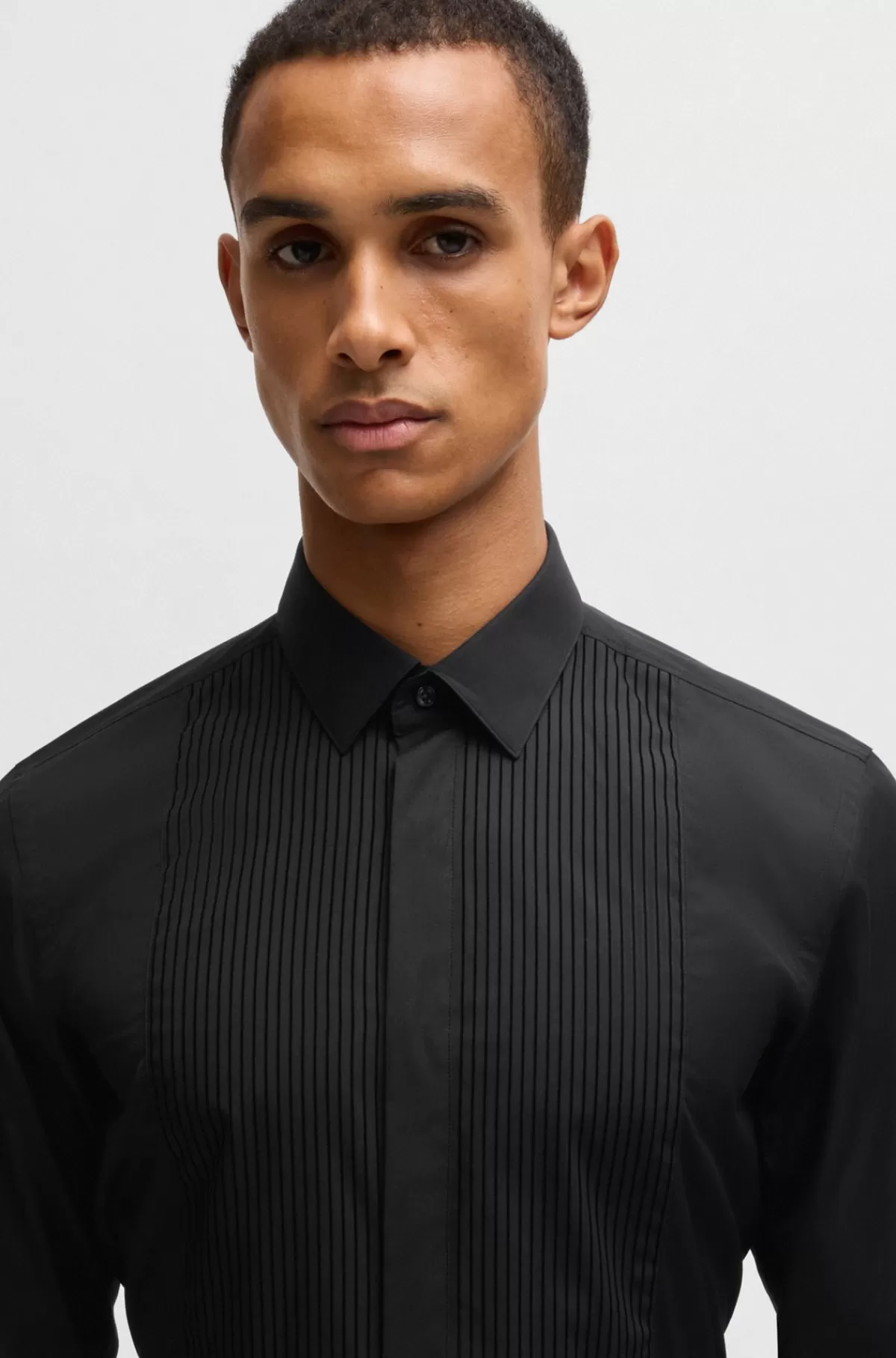 HUGO BOSS Formel Skjorte Med Slim Fit Og Kjolebryst Med Læg Sort Best
