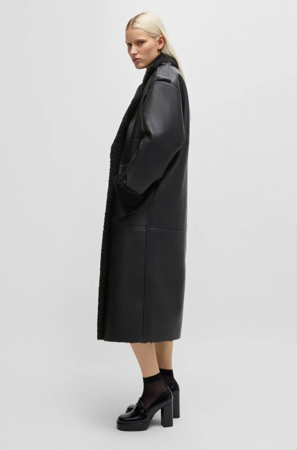 HUGO BOSS Frakke Med Oversize Fit I Imiteret Læder Med Detaljer I Imiteret Pels Sort Store