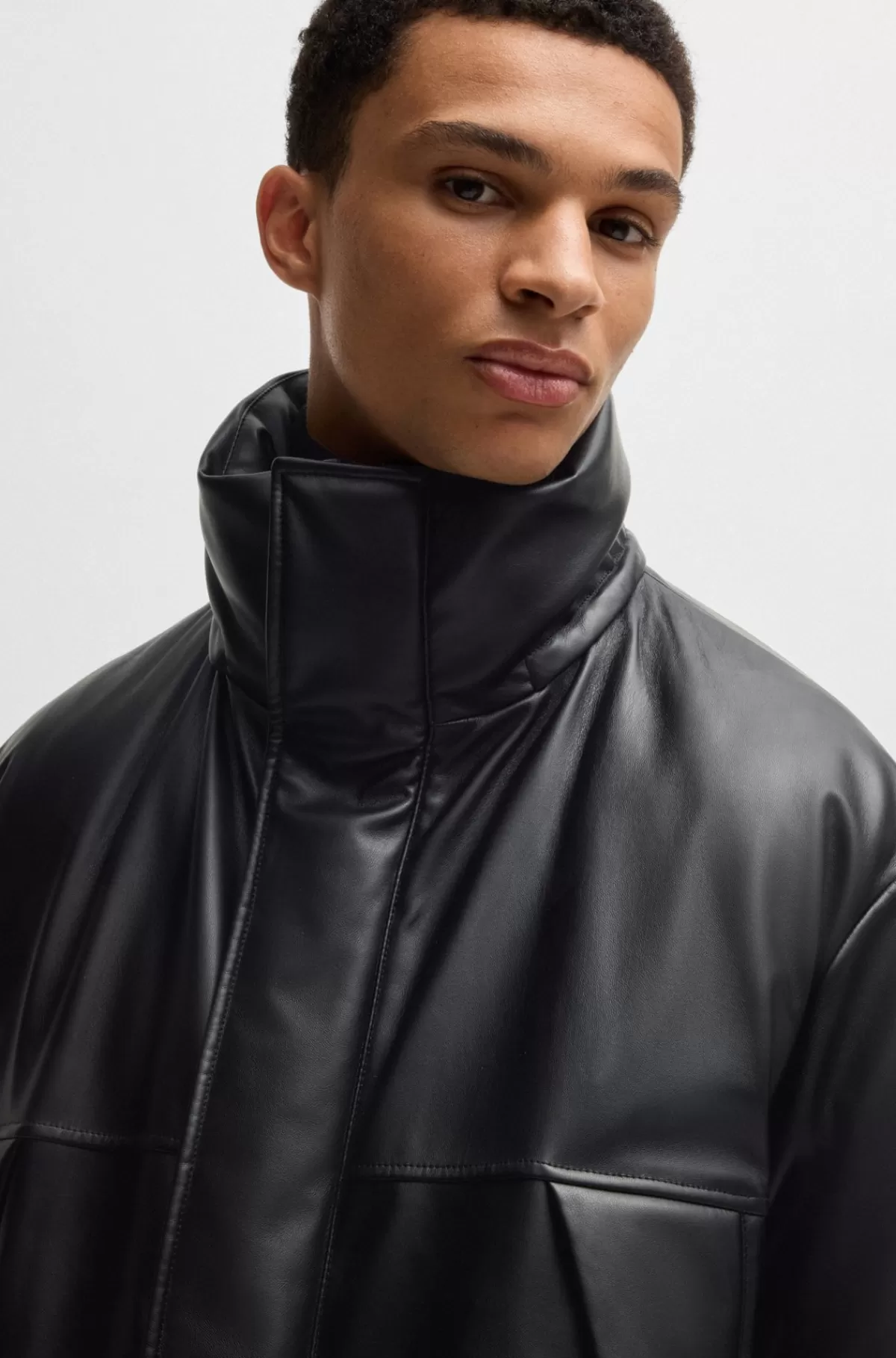 HUGO BOSS Frakke Med Relaxed Fit I Imiteret Læder Med Logohætte Sort Shop