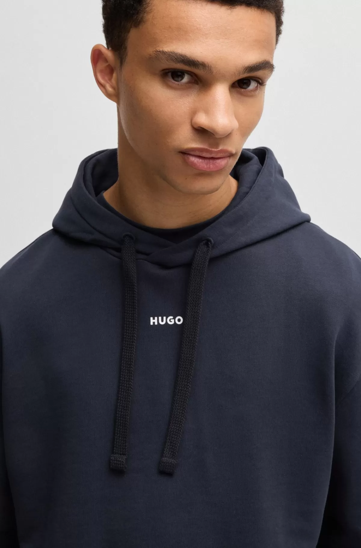 HUGO BOSS Hættetrøje I Sweatkvalitet Af Bomuld Med Relaxed Fit Og Logoprint Mørkeblå New