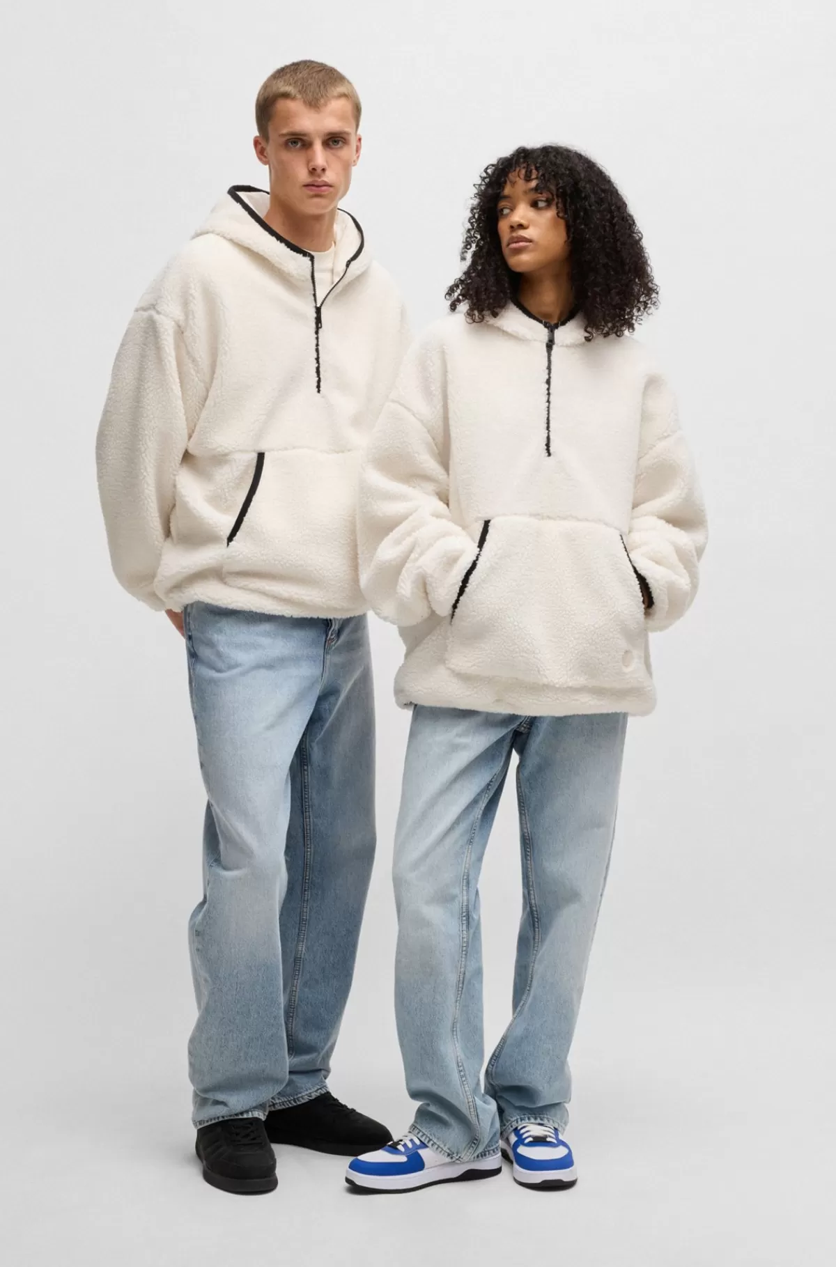 HUGO BOSS Hættetrøje Med Lynlås I Halsen I Teddystof Med Logo Hvid Outlet