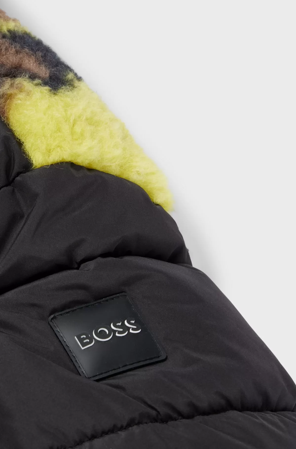 HUGO BOSS Jakke Med Hætte Og Camouflagemønstret Sherpa På Ryggen Til Børn Sort Store