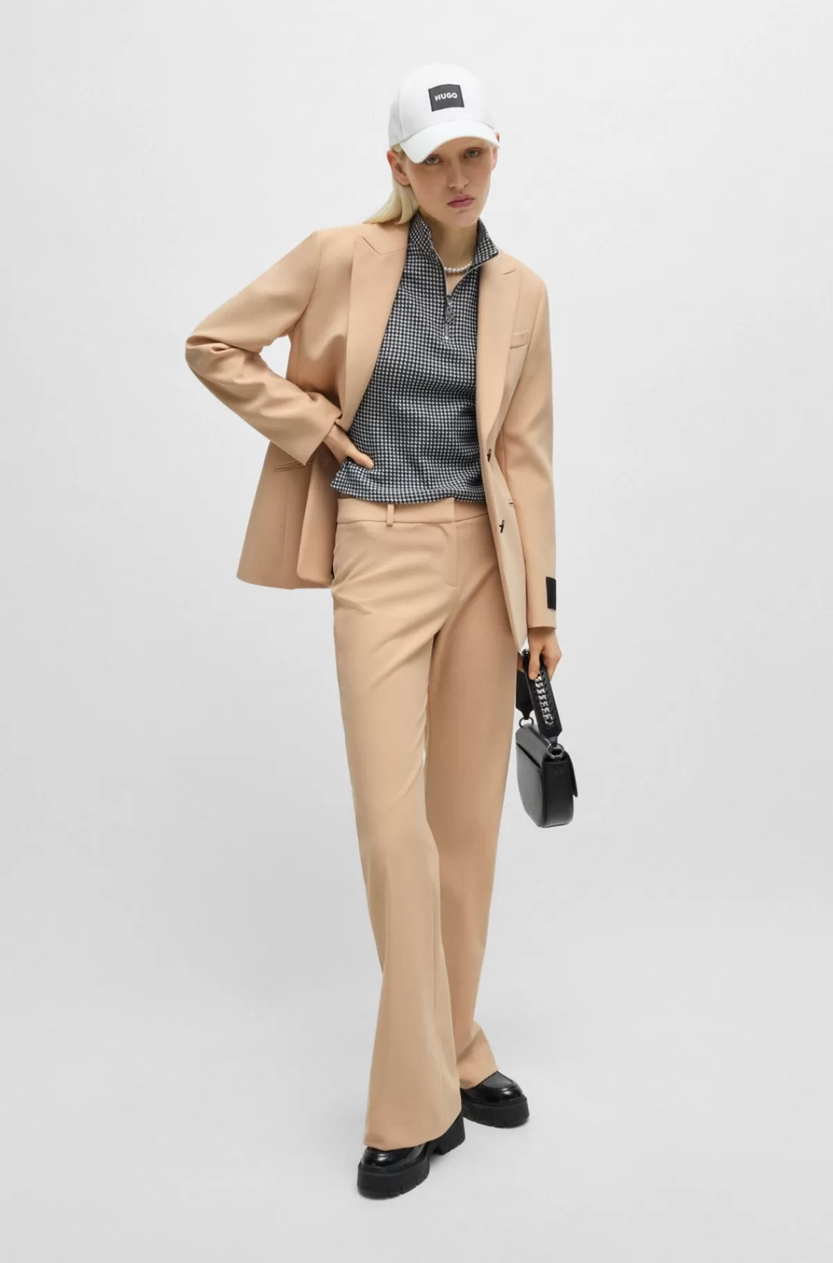 HUGO BOSS Jakke Med Sharp Fit Og Lukning Med To Knapper Lys beige Hot