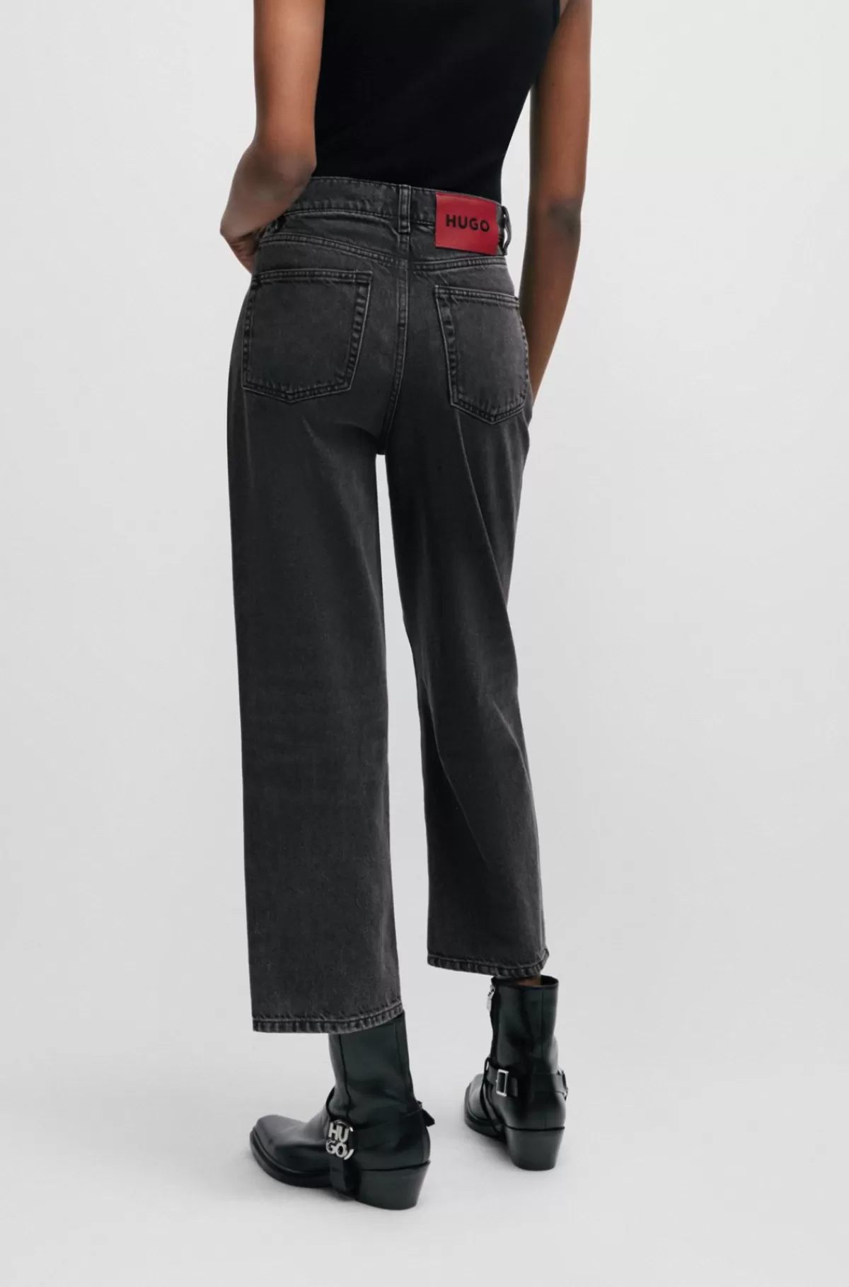 HUGO BOSS Jeans Med Vide Ben I En Moderne Pasform I Sort Denim Mørkegrå Clearance