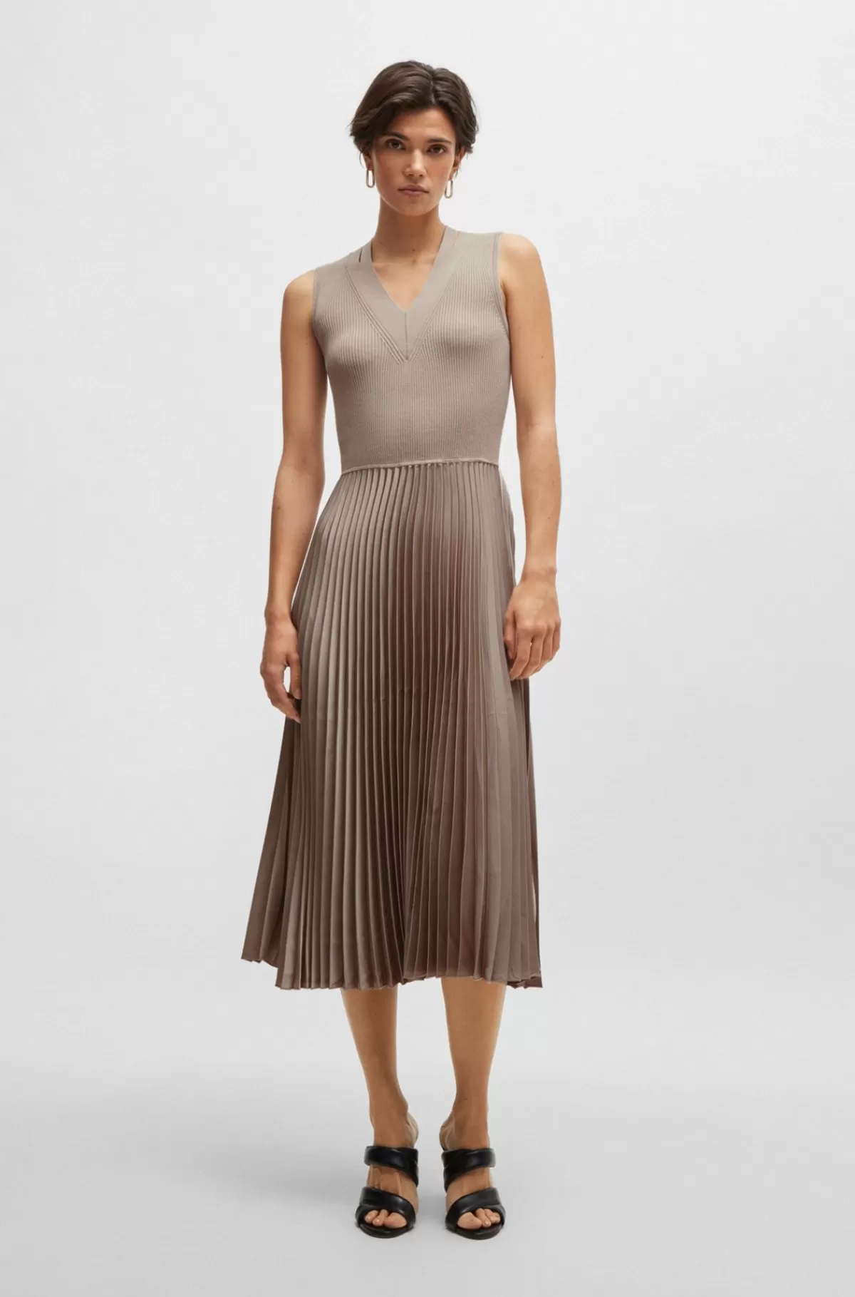 HUGO BOSS Kjole I Blandet Materiale Med Plisséskørt Lys beige Flash Sale