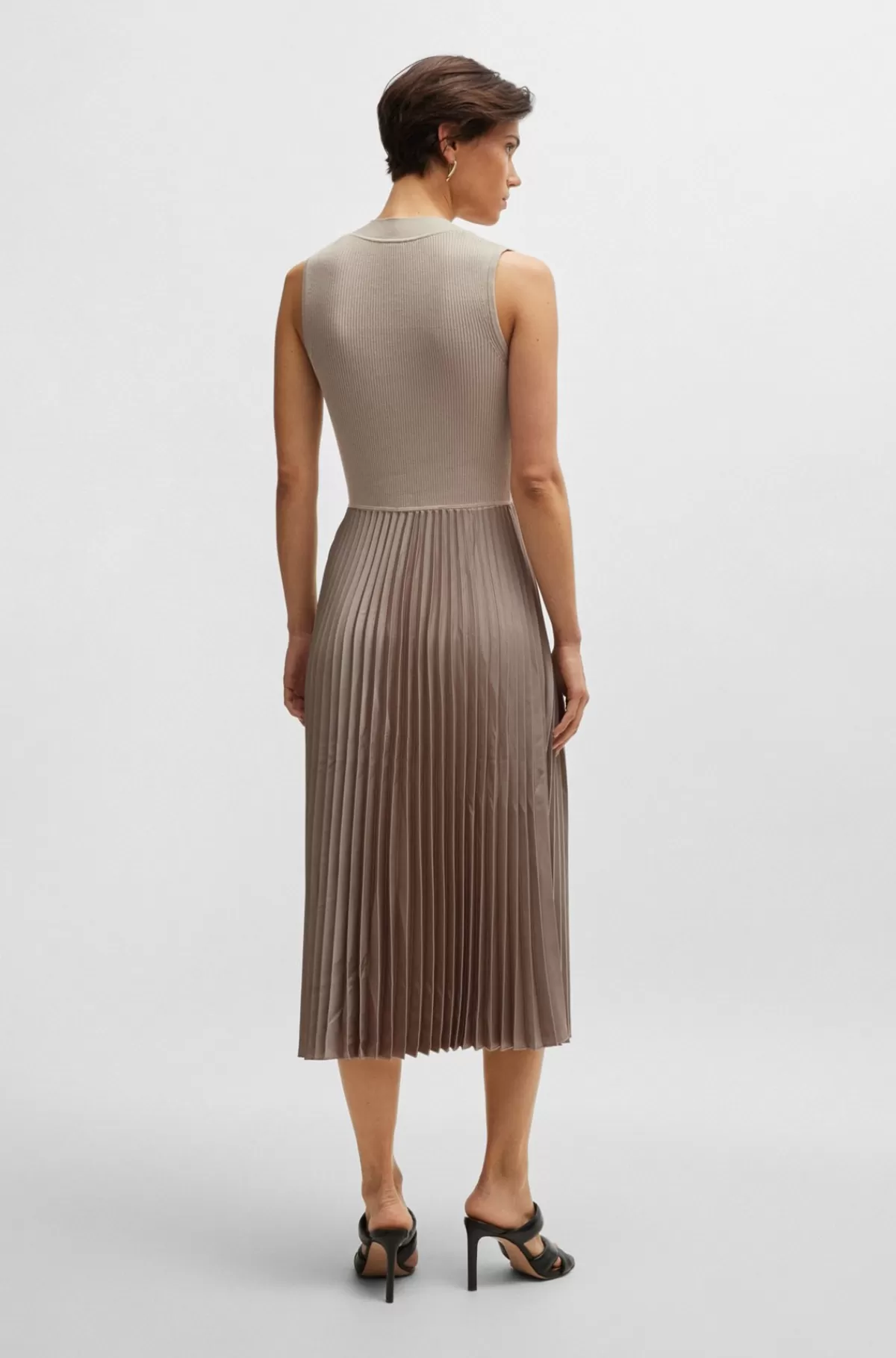 HUGO BOSS Kjole I Blandet Materiale Med Plisséskørt Lys beige Flash Sale