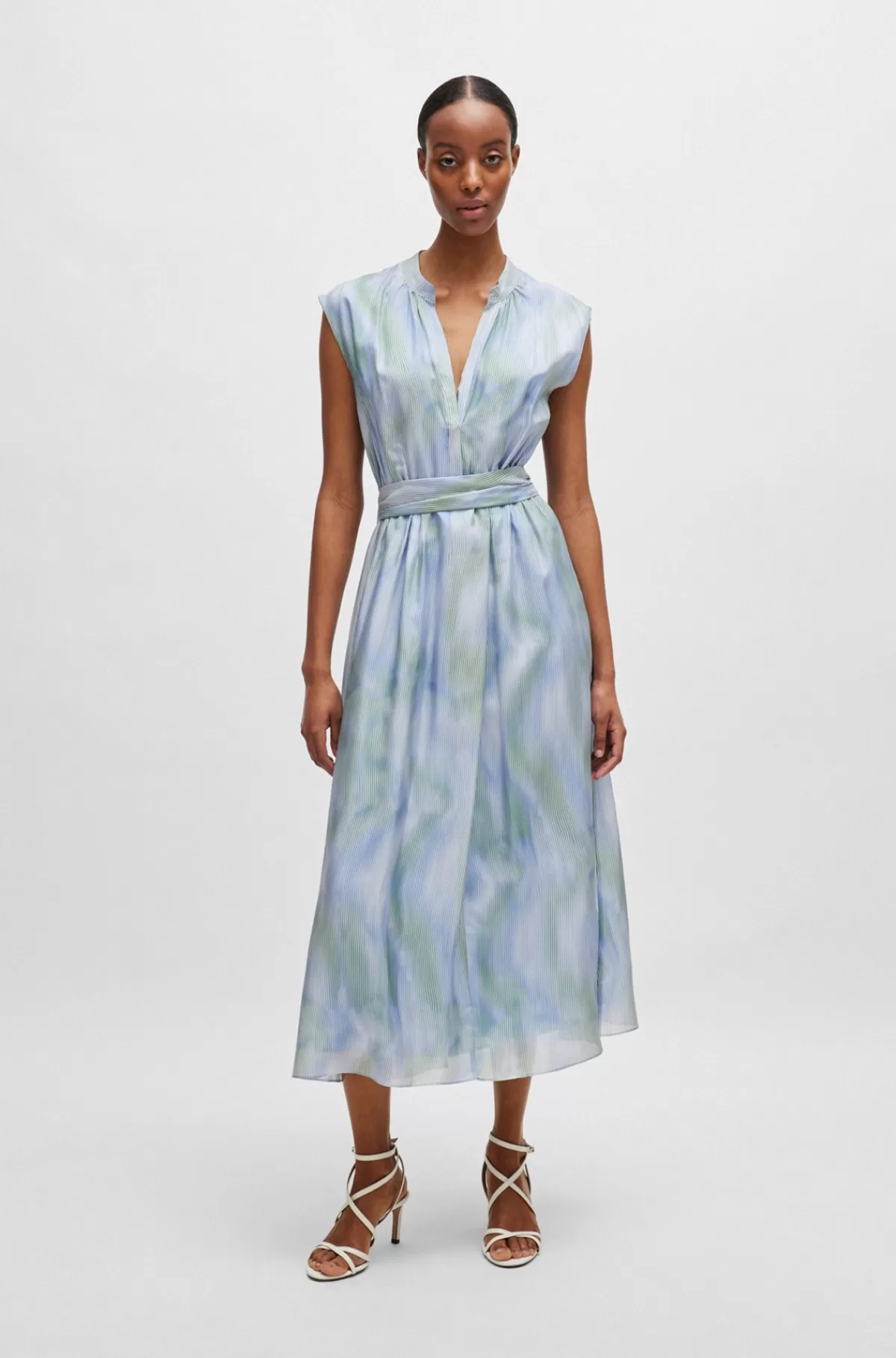 HUGO BOSS Kjole Med Korte ærmer I Silke Med Stribet Print Blå mønstret Fashion