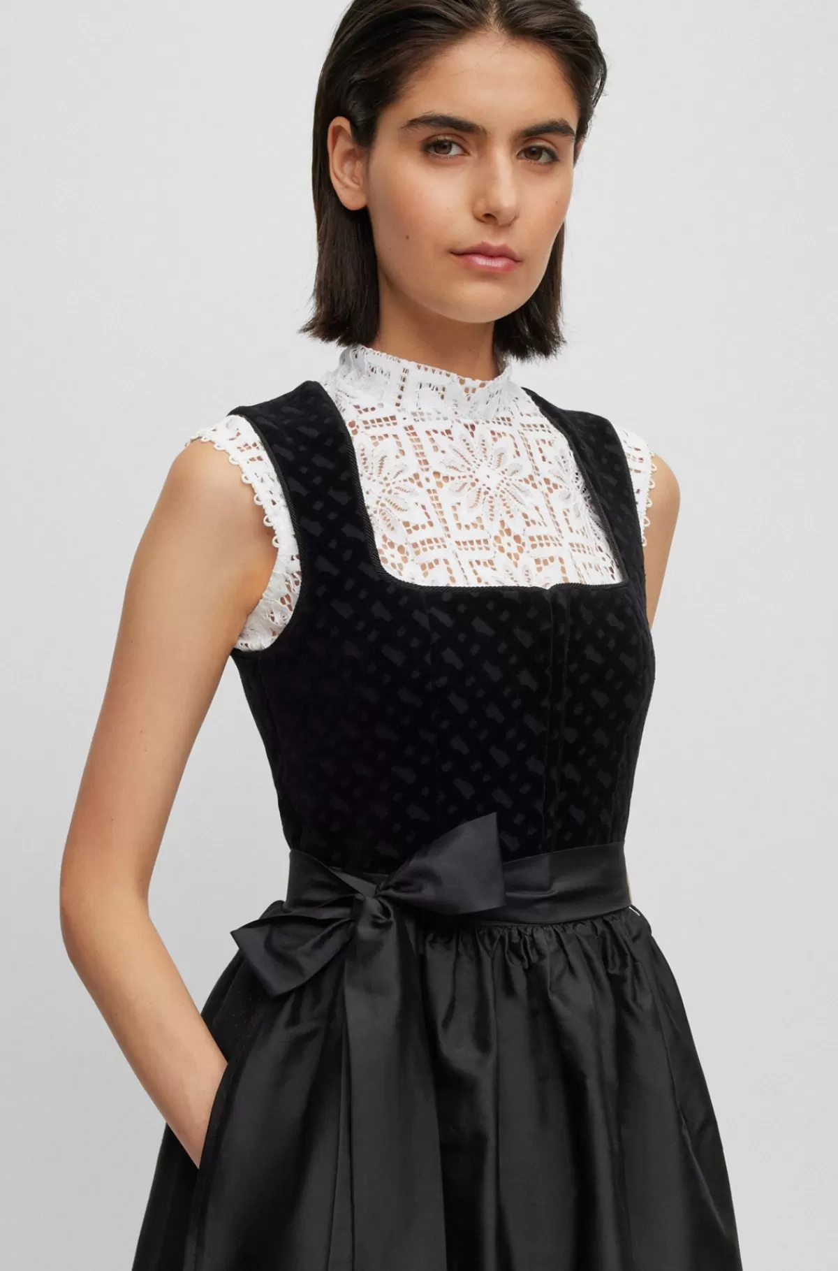 HUGO BOSS Kort BOSS X Kinga Mathe-skjorte I Blomstret Blondestof Hvid New