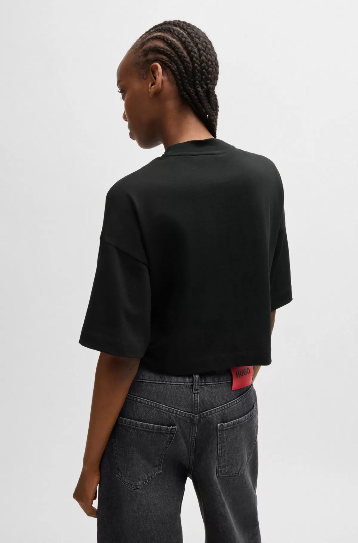 HUGO BOSS Kort T-shirt I Bomuldsjersey Med Relaxed Fit Og Stablet Logo Sort Fashion