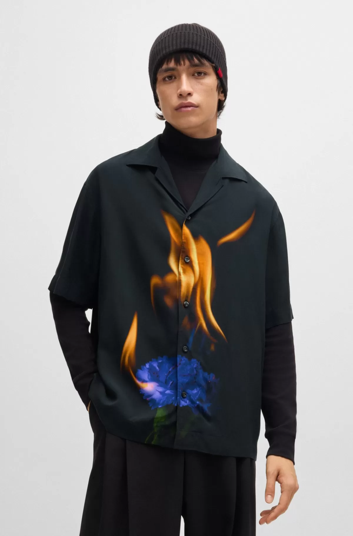 HUGO BOSS Kortærmet Skjorte I Poplin Med Sæsoninspireret Print Sort Fashion