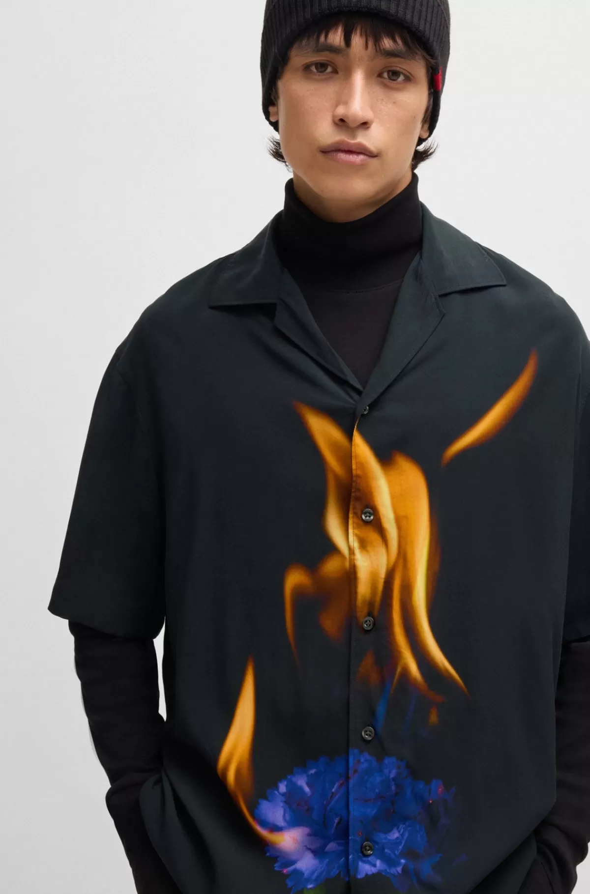 HUGO BOSS Kortærmet Skjorte I Poplin Med Sæsoninspireret Print Sort Fashion