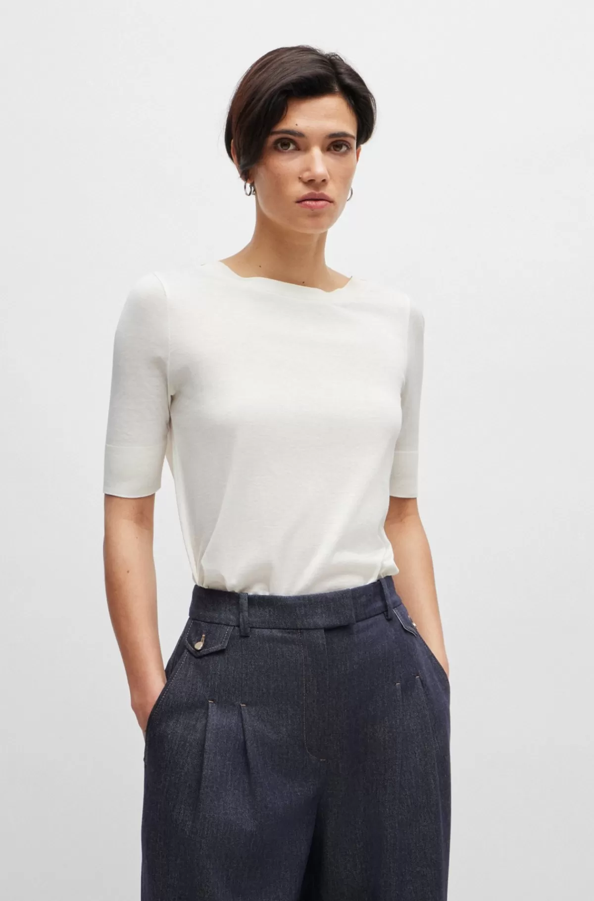 HUGO BOSS Kortærmet Top I En Silkeblanding Hvid Sale