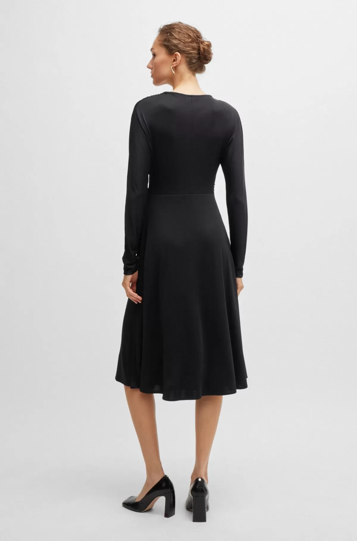 HUGO BOSS Langærmet Kjole Med Slå Om-detalje Foran Sort Flash Sale