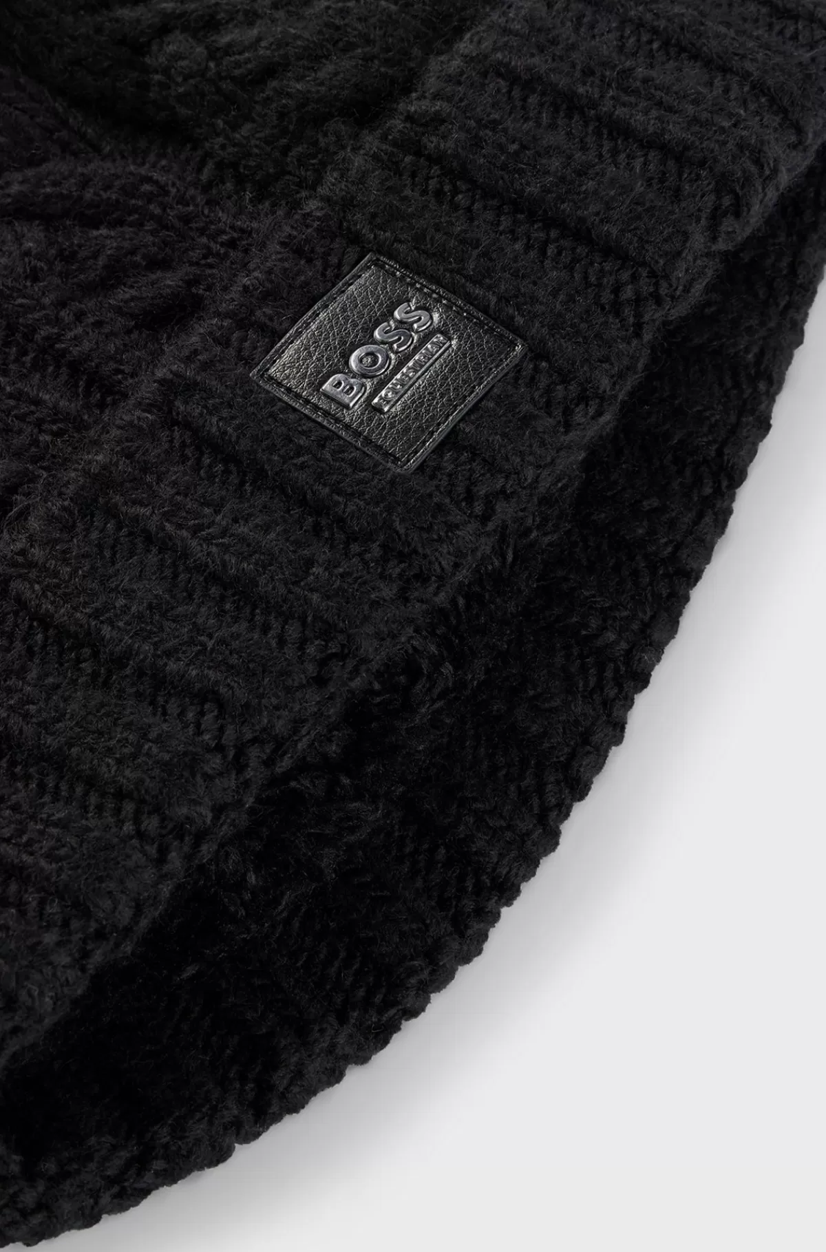 HUGO BOSS Let Hue Med Kvast Og Fleecefor Til Hestesport Sort Fashion