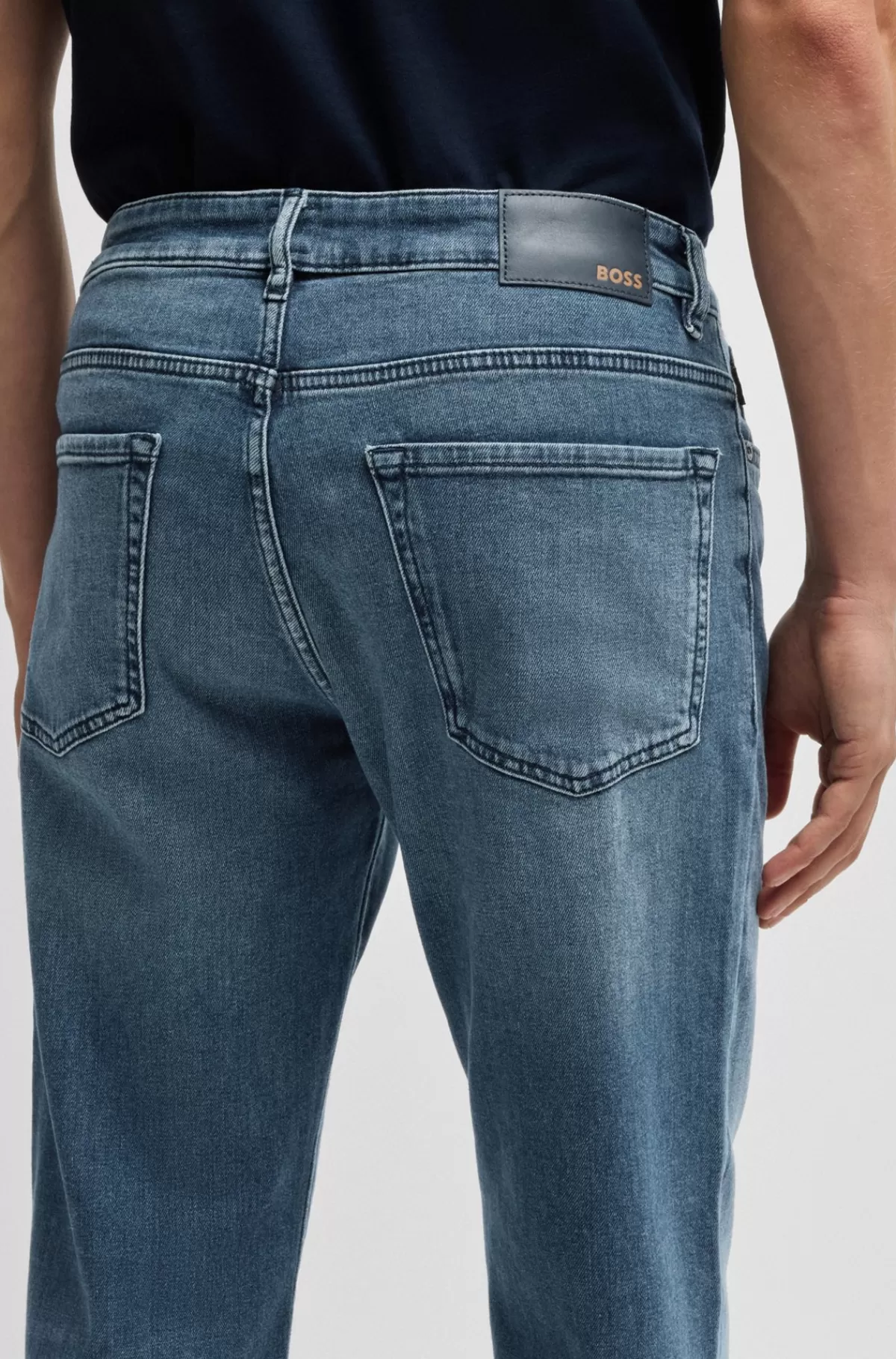 HUGO BOSS Maine Jeans I Regular Fit I Mellem Denim Med Behageligt Stræk Blå Clearance