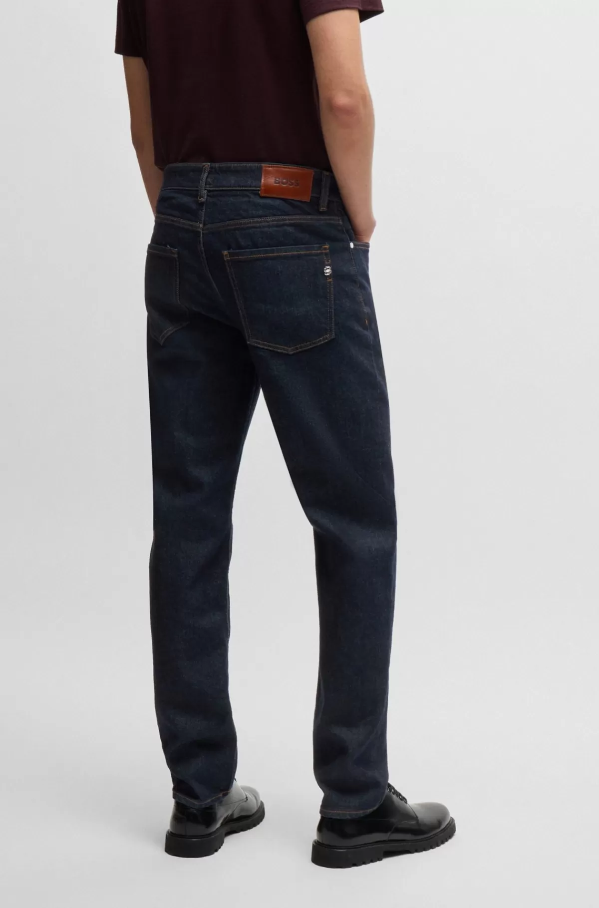 HUGO BOSS Maine Regular Fit Jeans I Denim Med Behageligt Stræk Mørkeblå Hot