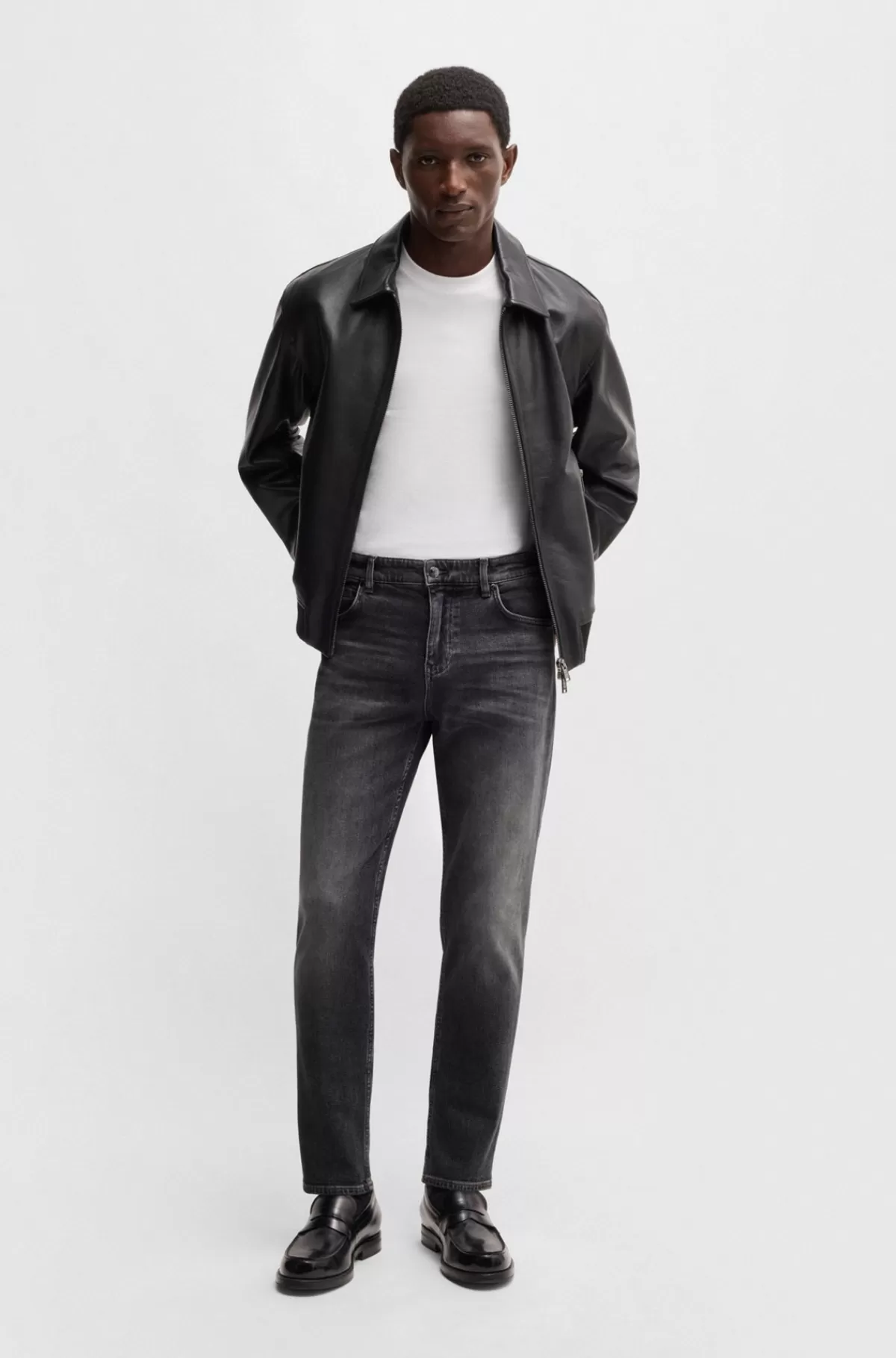 HUGO BOSS Maine-jeans Med Regular Fit I Sort Behagelig Denim Med Stræk Mørkegrå Fashion