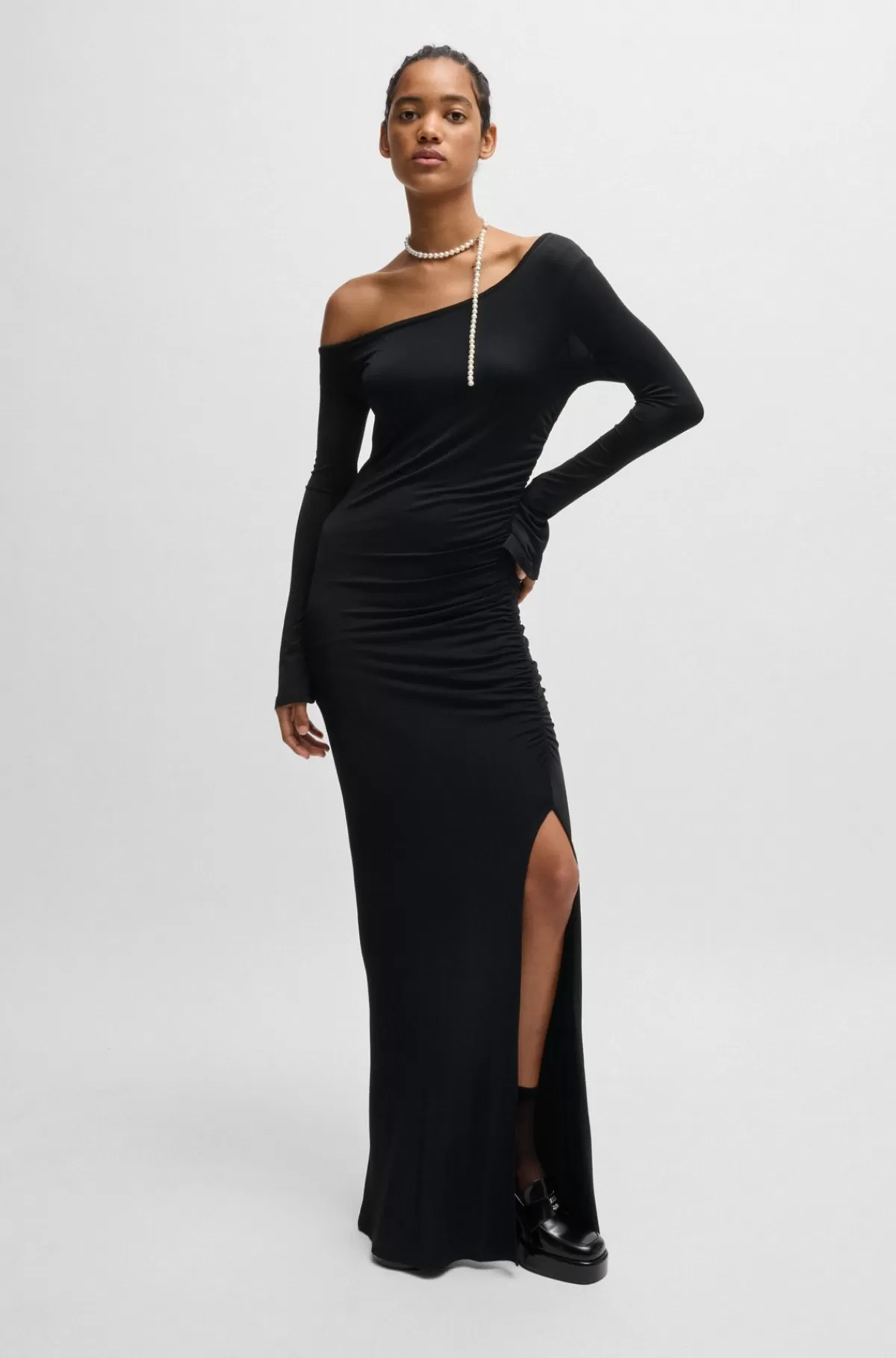 HUGO BOSS Off-the-shoulder-kjole I Crepe Med Stræk Sort Hot