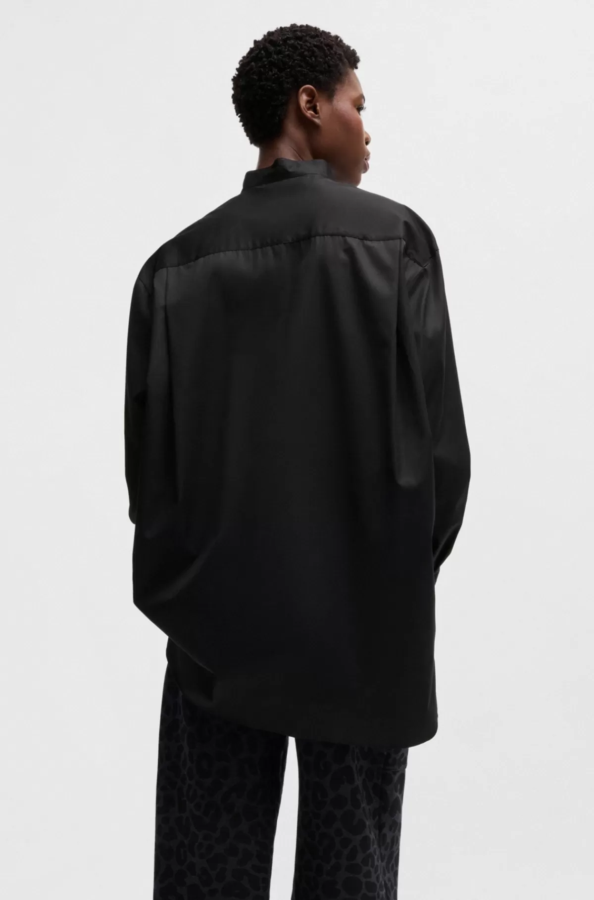 HUGO BOSS Oversize Fit Naomi X BOSS-skjorte I Bomuld Sort Discount