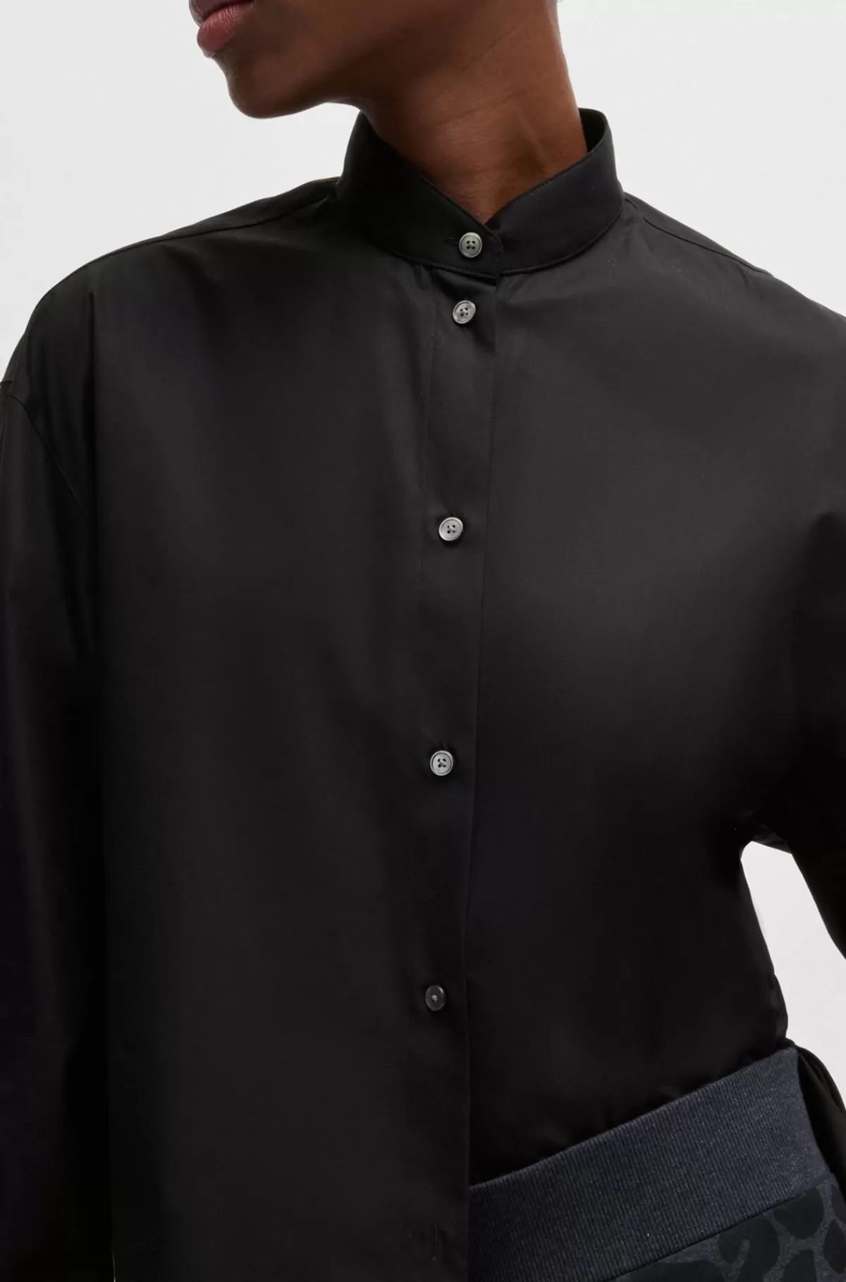 HUGO BOSS Oversize Fit Naomi X BOSS-skjorte I Bomuld Sort Discount