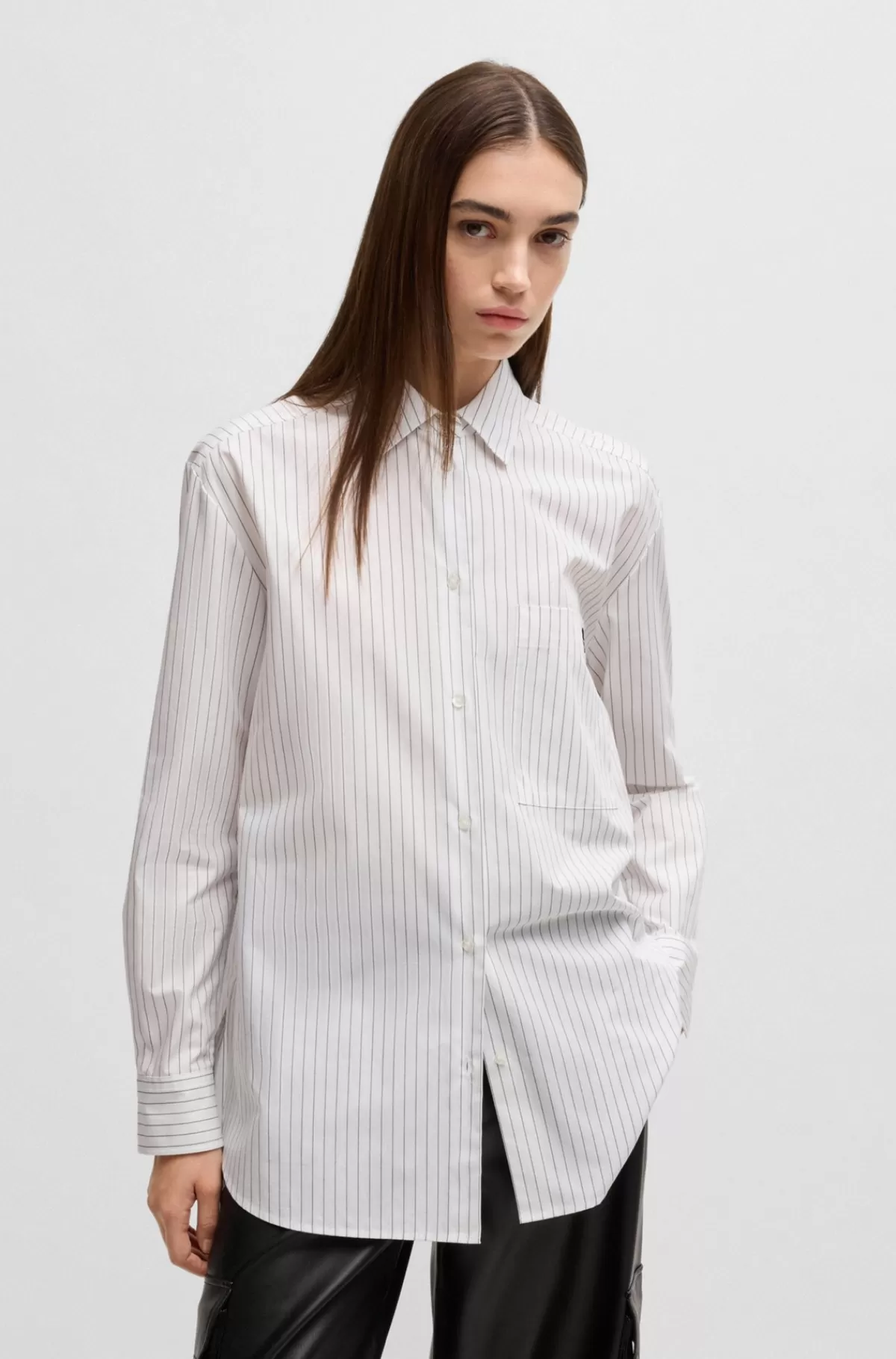 HUGO BOSS Oversized Fit Skjorte I Stribet Bomuld Med Sommerfugleprint Hvid mønstret Store