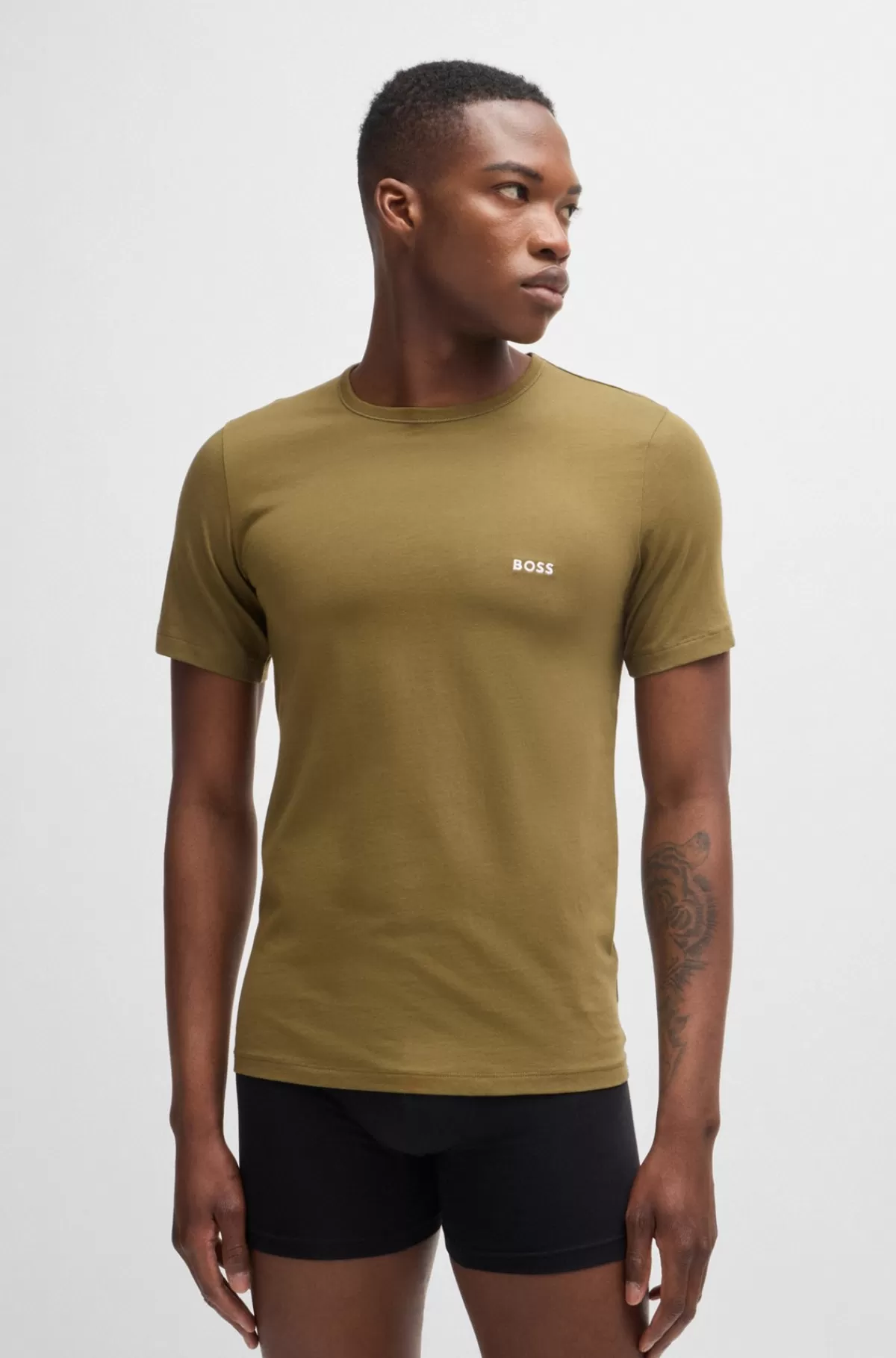 HUGO BOSS Pakke Med Tre T-shirtundertrøjer I Bomuld Med Broderede Logoer Sort/grøn/lyseblå Cheap