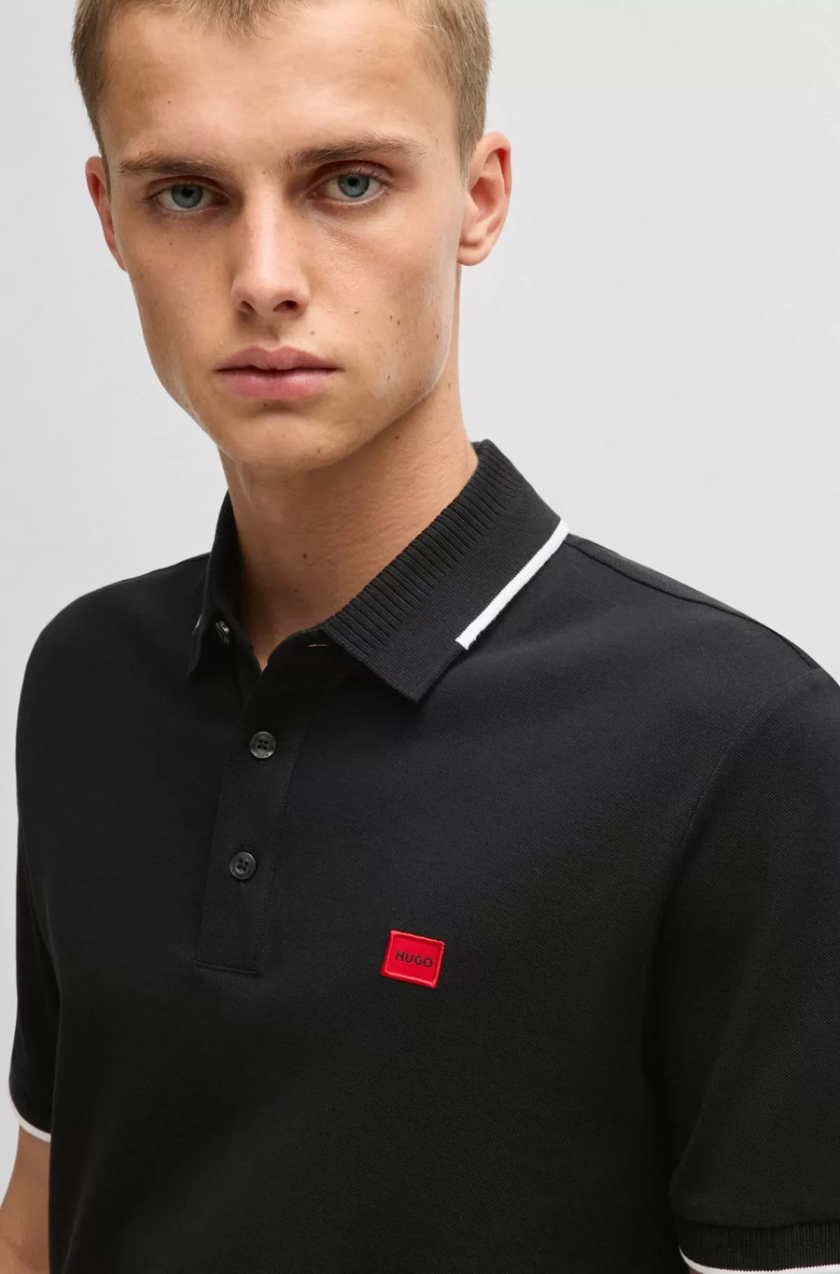 HUGO BOSS Poloshirt I Bomuldspiqué Med Slim Fit Og Rødt Logomærkat Sort Outlet