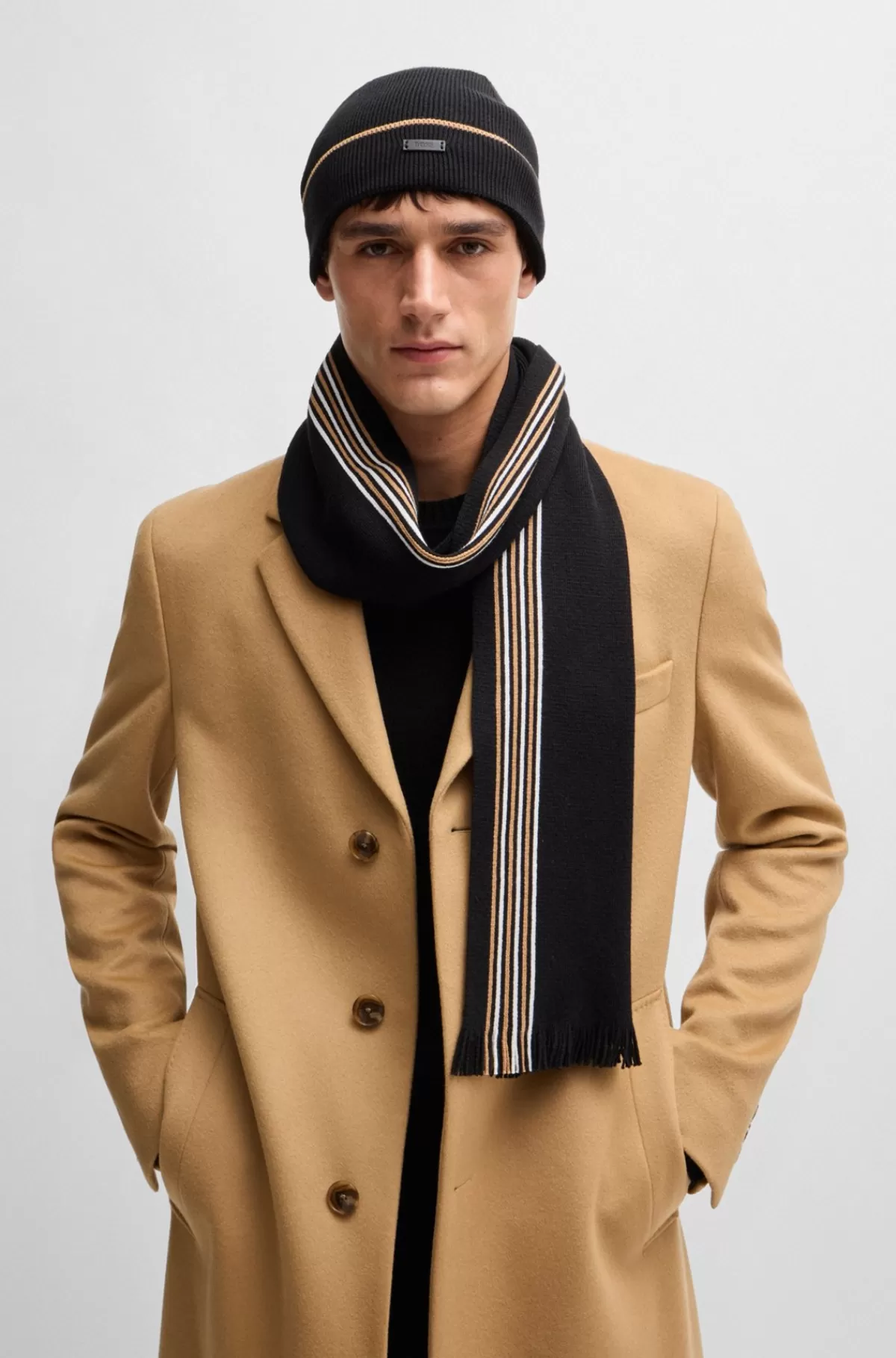 HUGO BOSS Raschelstrikket Tørklæde Og Hue I Gaveæske Sort Flash Sale