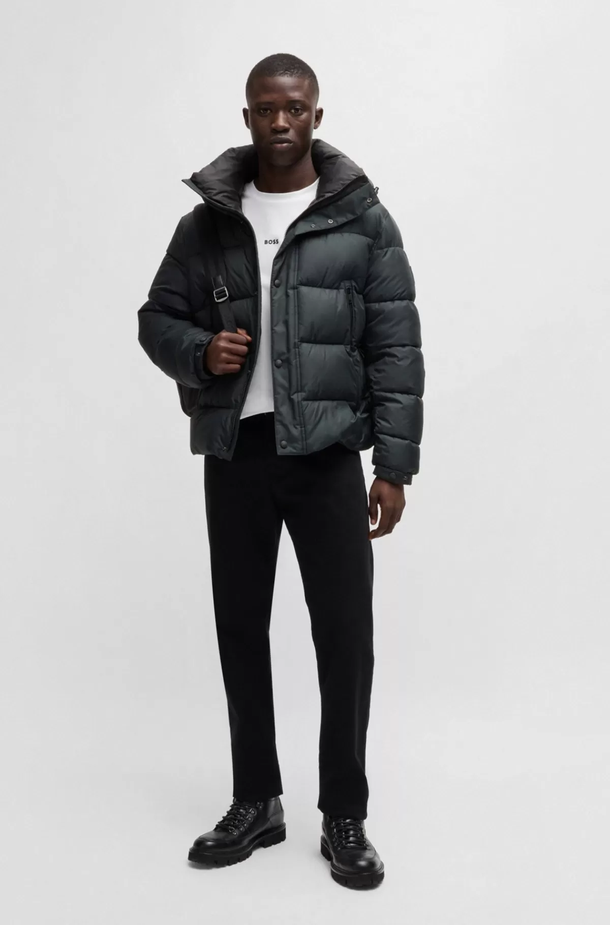 HUGO BOSS Regular Fit Dunjakke I Vandskyende Stof Sort Shop