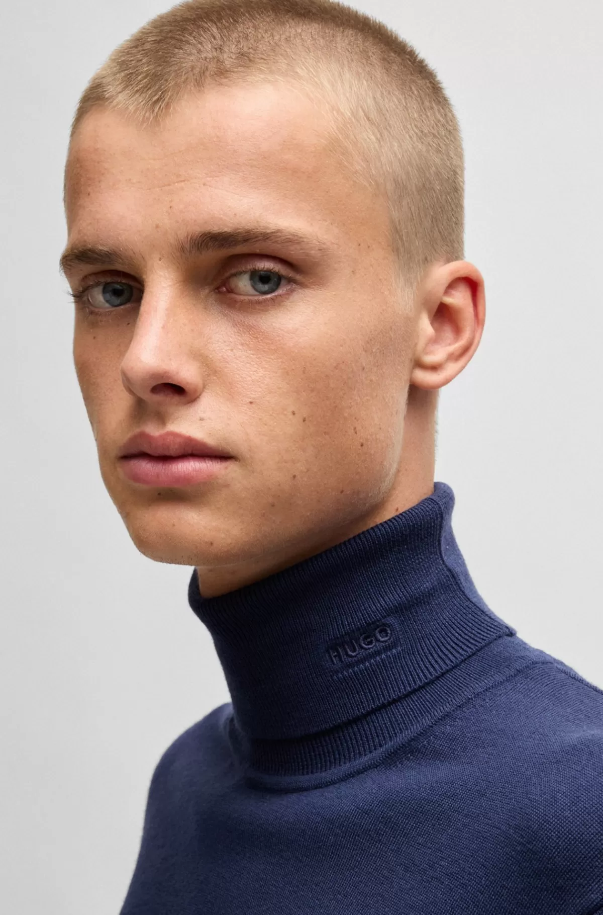 HUGO BOSS Regular Fit Rullekravesweater I Ny Uld Mørkeblå Sale