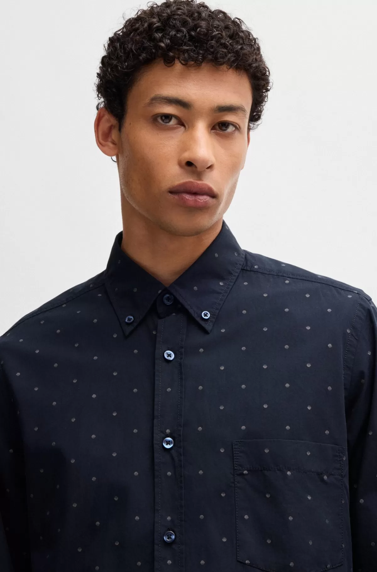 HUGO BOSS Regular Fit Skjorte Med Afslappet Krave Mørkeblå Hot