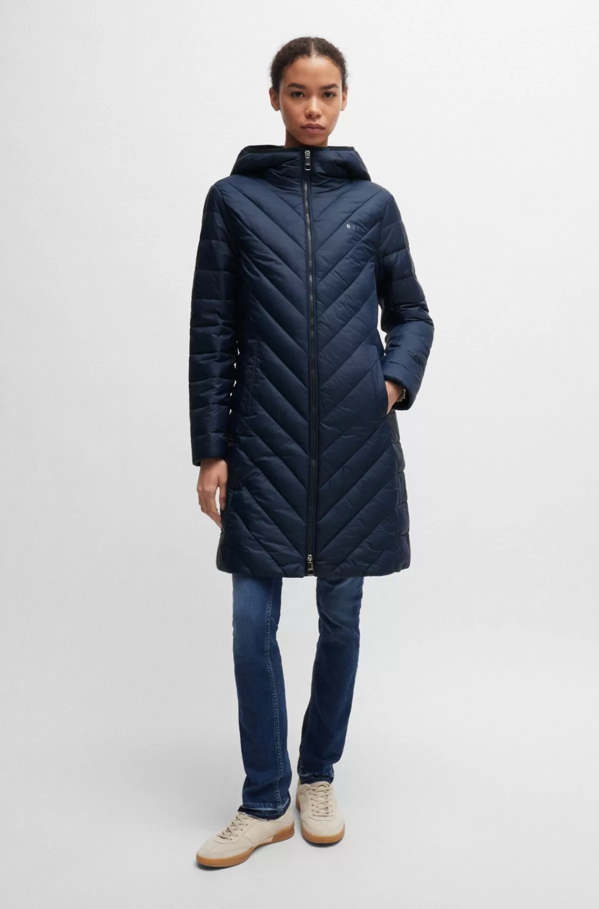 HUGO BOSS Regular Fit Vandskyende Jakke Med Tone-i-tone Logo Mørkeblå Clearance