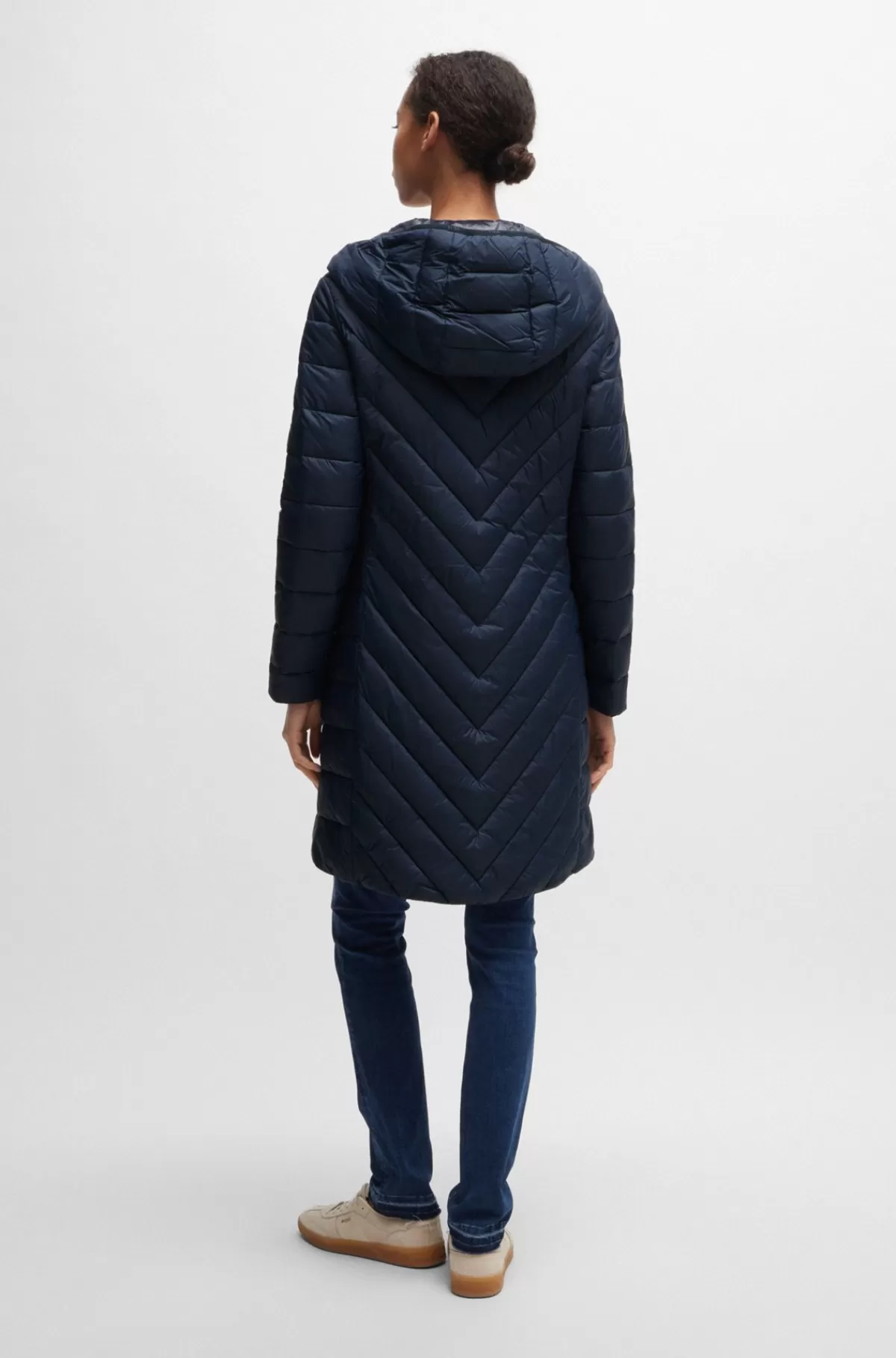 HUGO BOSS Regular Fit Vandskyende Jakke Med Tone-i-tone Logo Mørkeblå Clearance