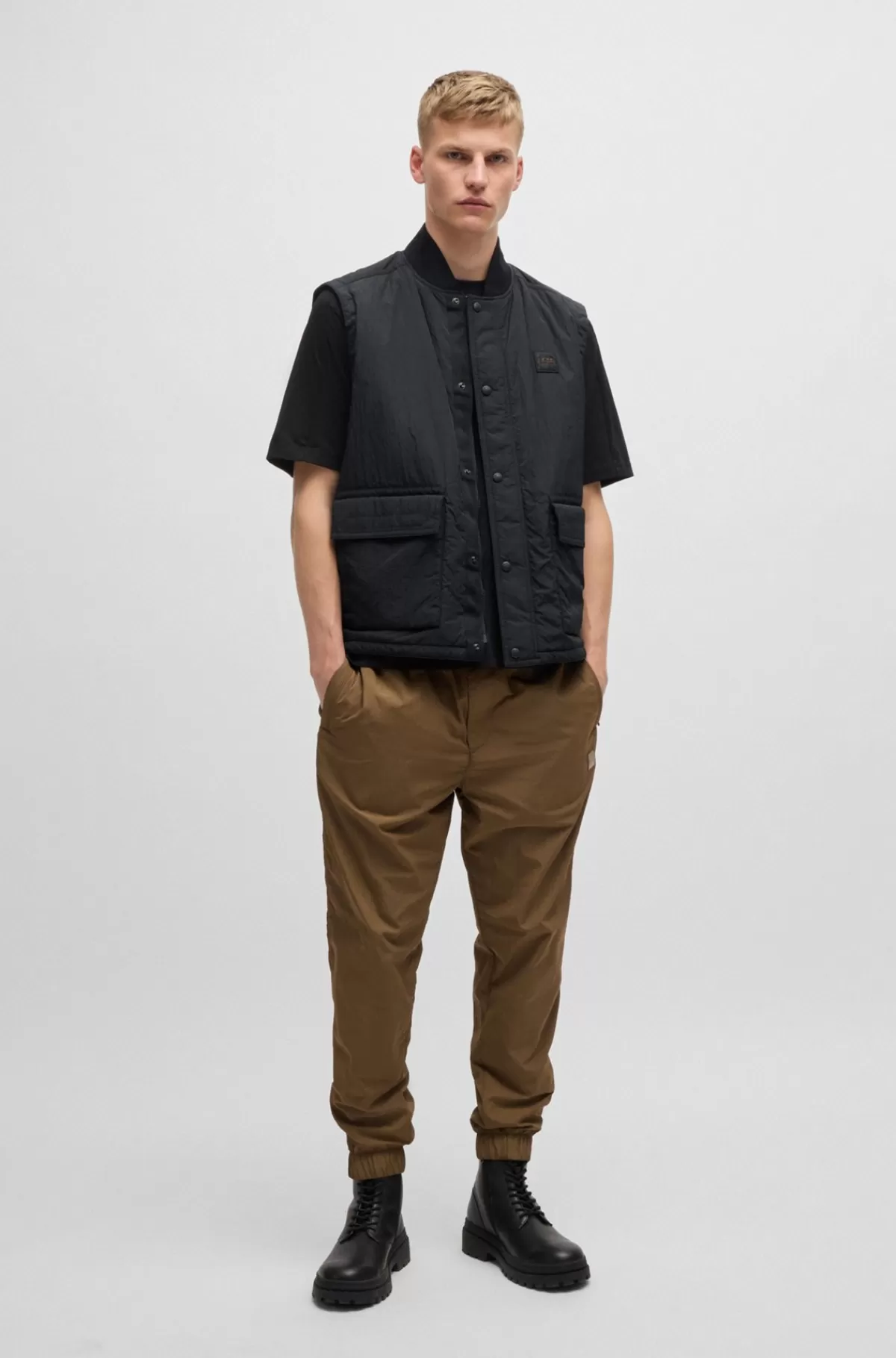 HUGO BOSS Regular Fit Vandskyende Vest Med Logomærke Sort Cheap