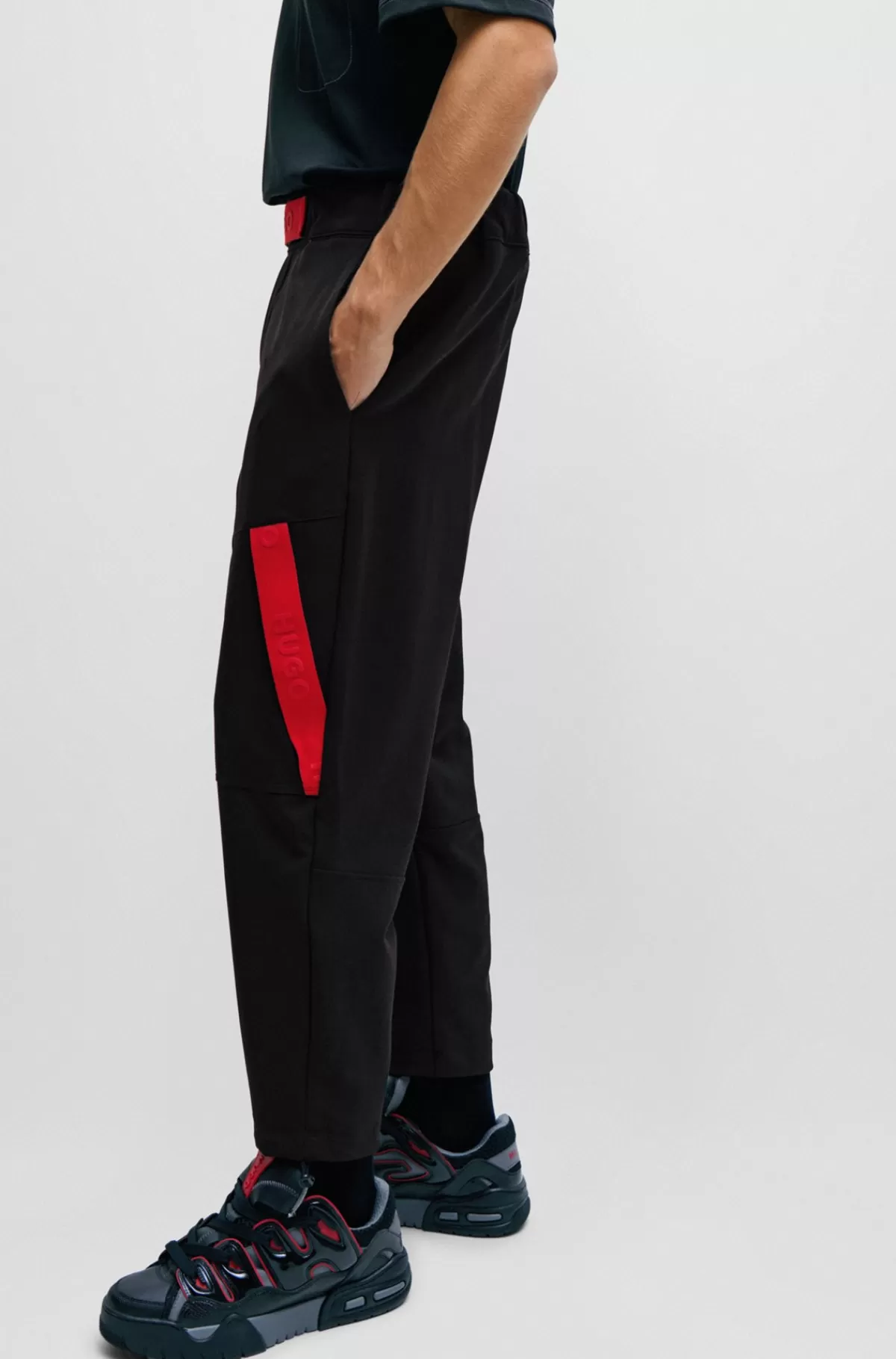 HUGO BOSS Relaxed Fit Tracksuit-bukser Med Rødt Logobånd Sort Online